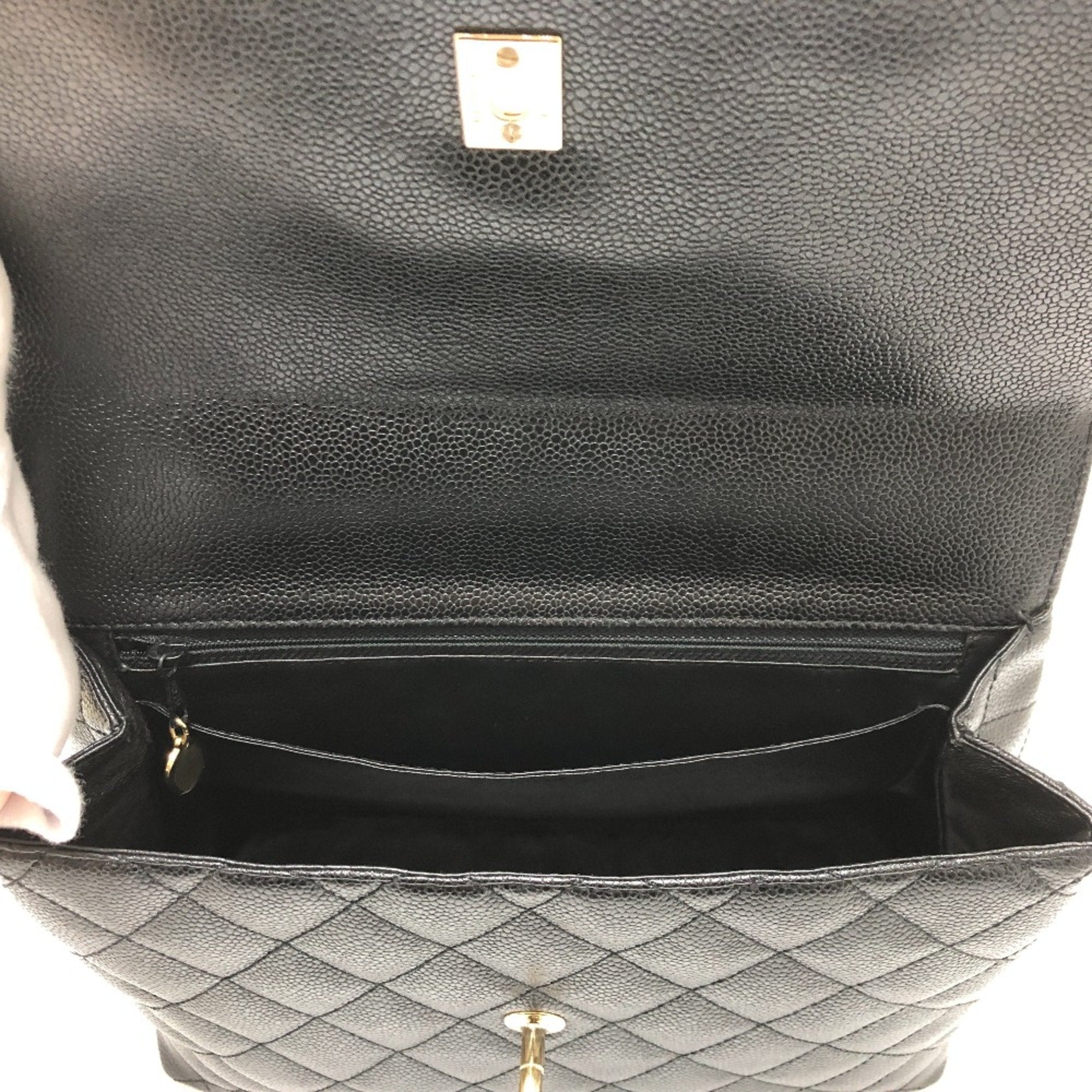 Chanel Black Leather Handbag (Pre-Owned)