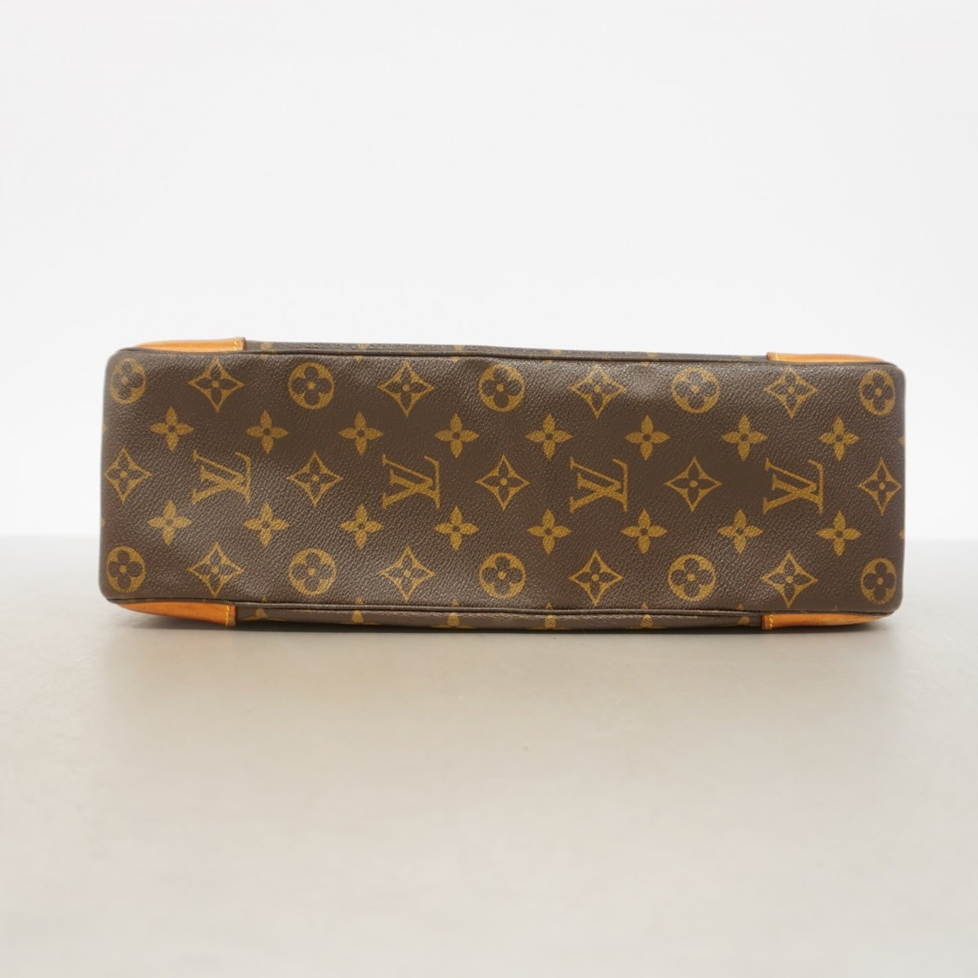 Louis Vuitton Brown Shoulder Bag (Pre-Owned)