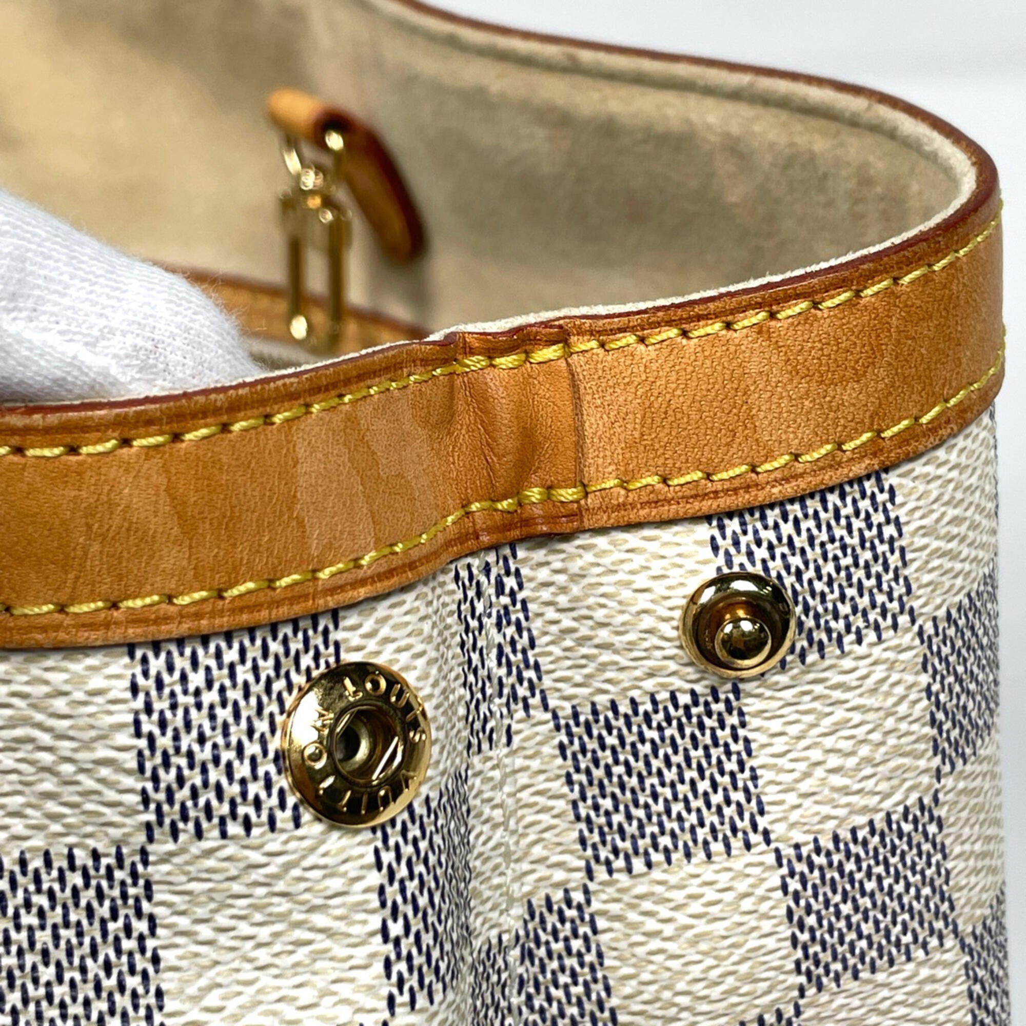 Louis Vuitton White Damier Azur Handbag Tote Bag (Pre-Owned)