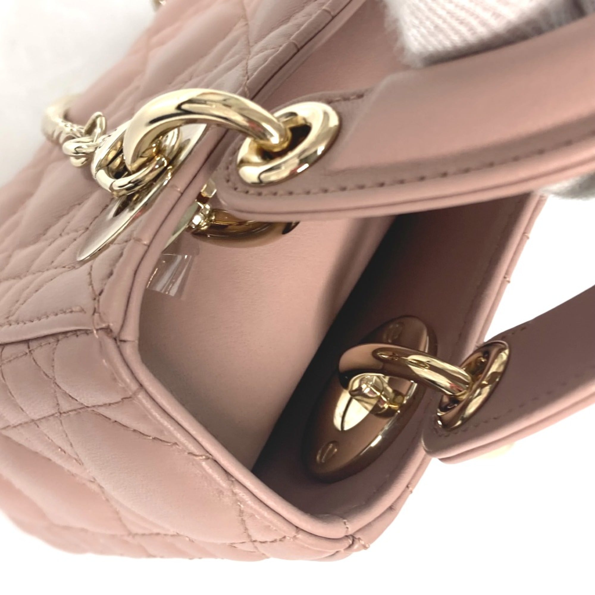 Christian Dior Beige Leather Handbag (Pre-Owned)