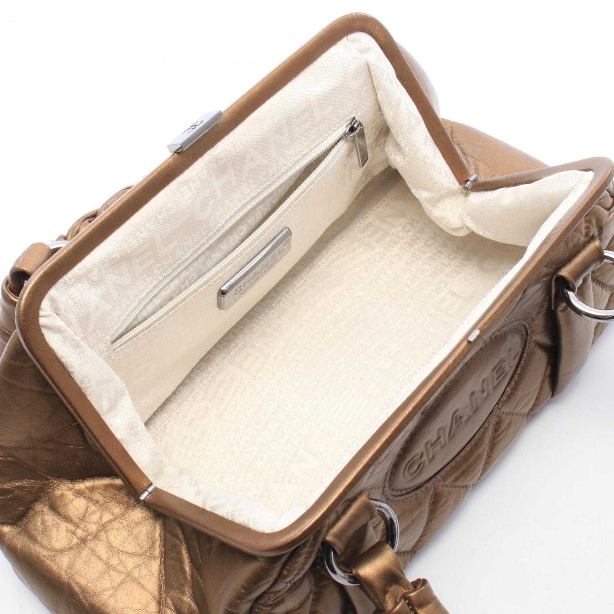 Chanel Brown Leather Handbag (Pre-Owned)