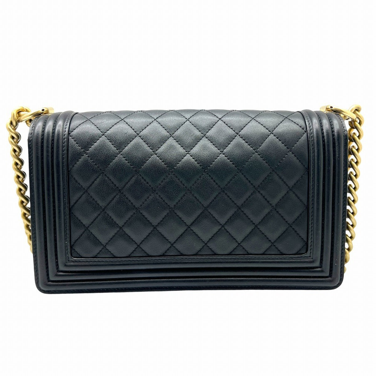 Chanel Matelasse Black Leather Shoulder Bag (Pre-Owned)