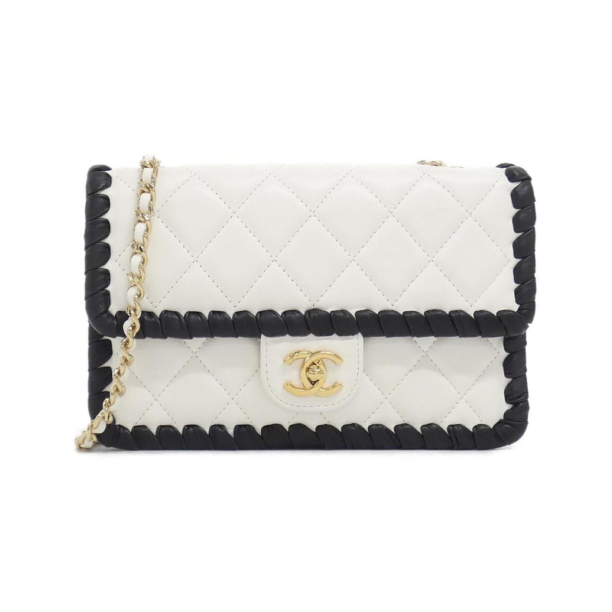 Chanel Black White Leather Chain/Shoulder Wallet (Pre-Owned)