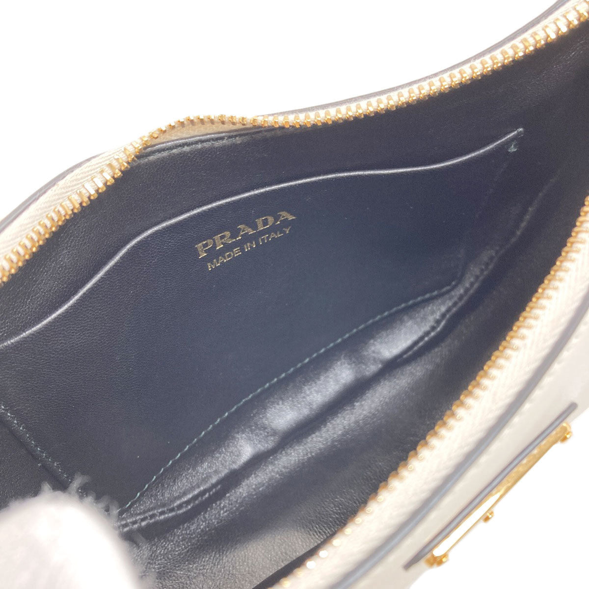 Prada White Leather Handbag (Pre-Owned)