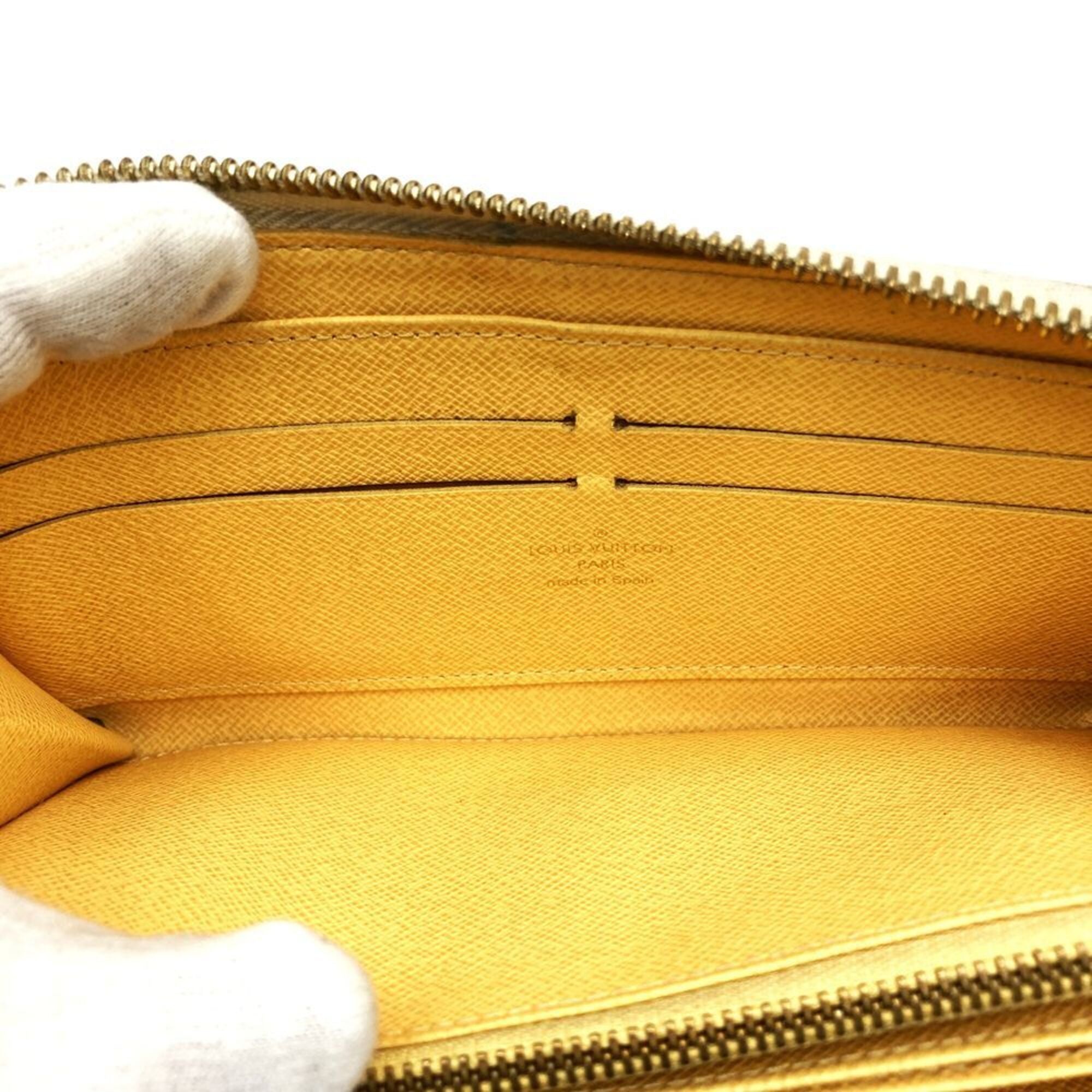 Louis Vuitton White Damier Azur Canvas Long Wallet (Bi-Fold) (Pre-Owned)
