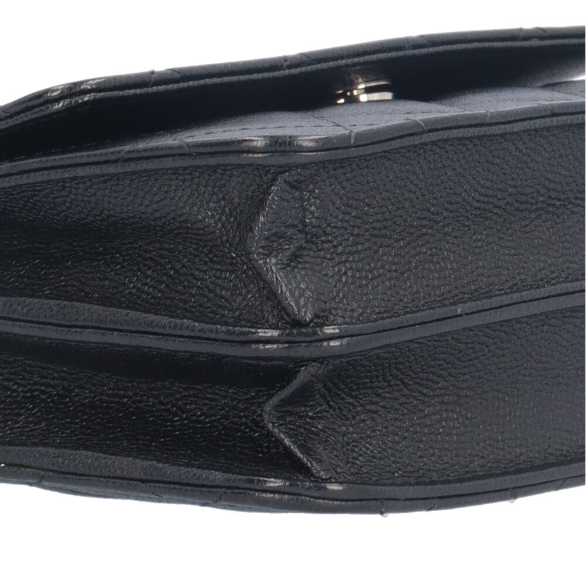 Chanel Matelasse Black Grained Calfskin Shoulder Bag (Pre-Owned)