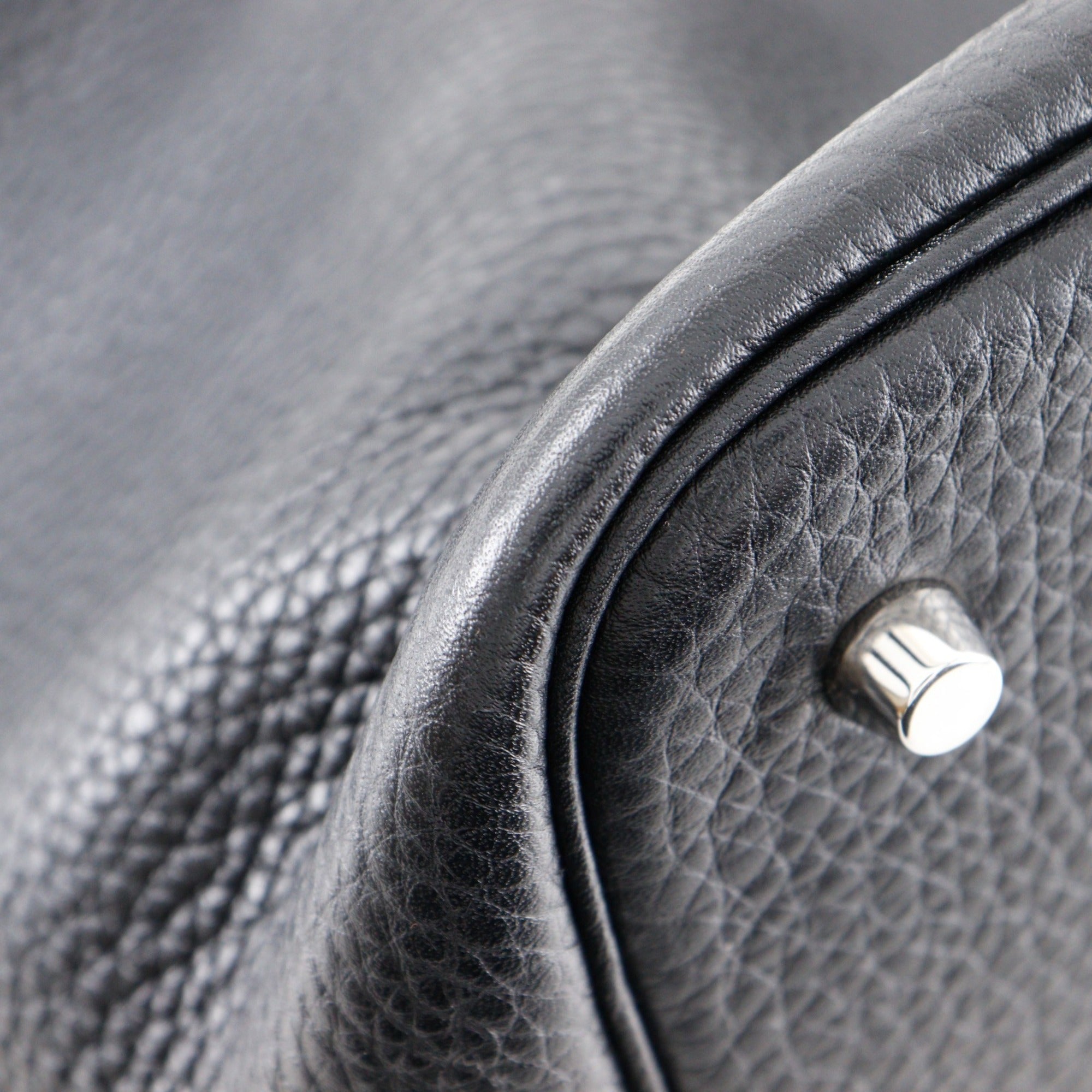 Hermes Black Taurillon Clemence Leather Handbag (Pre-Owned)