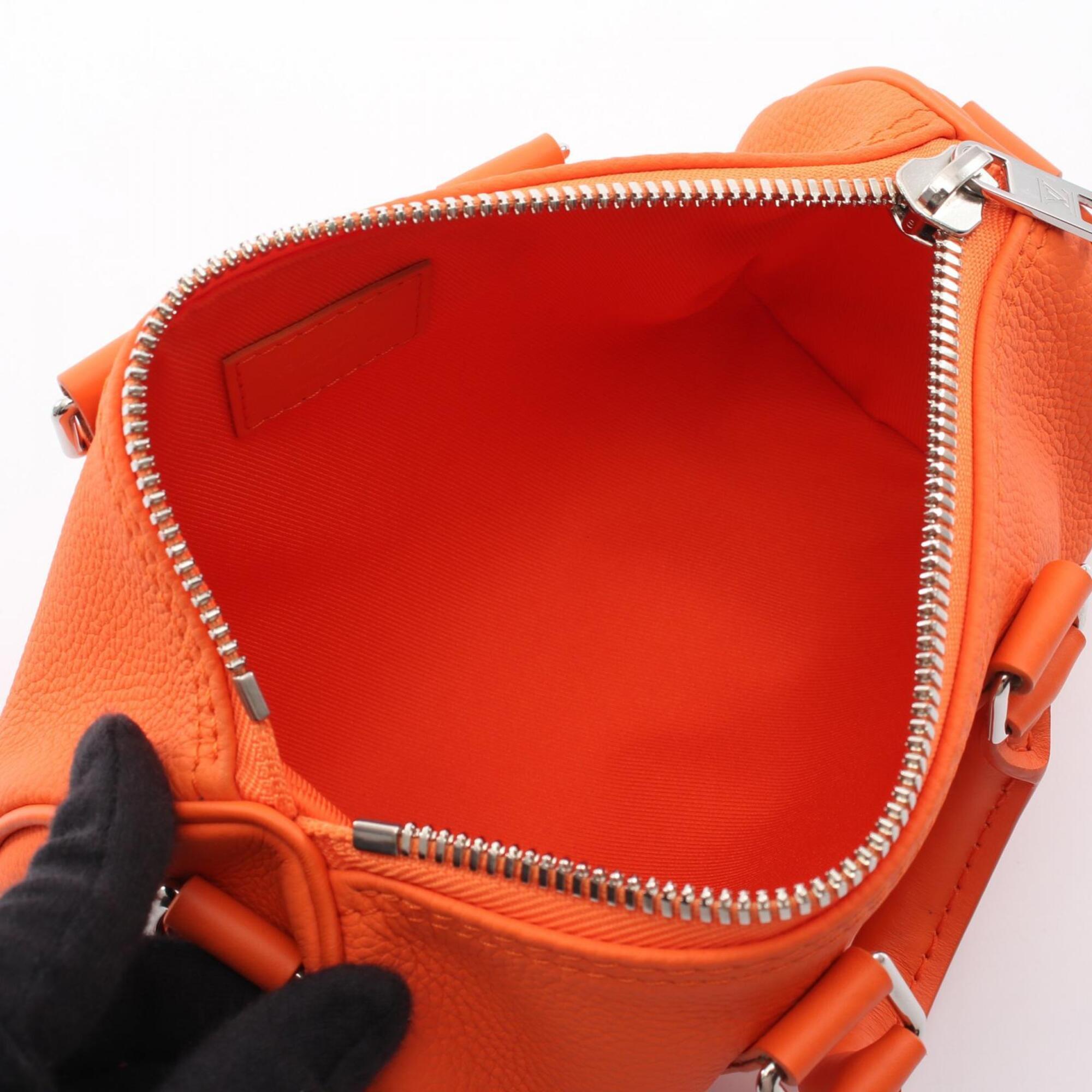Louis Vuitton Red Color Leather Handbag (Pre-Owned)