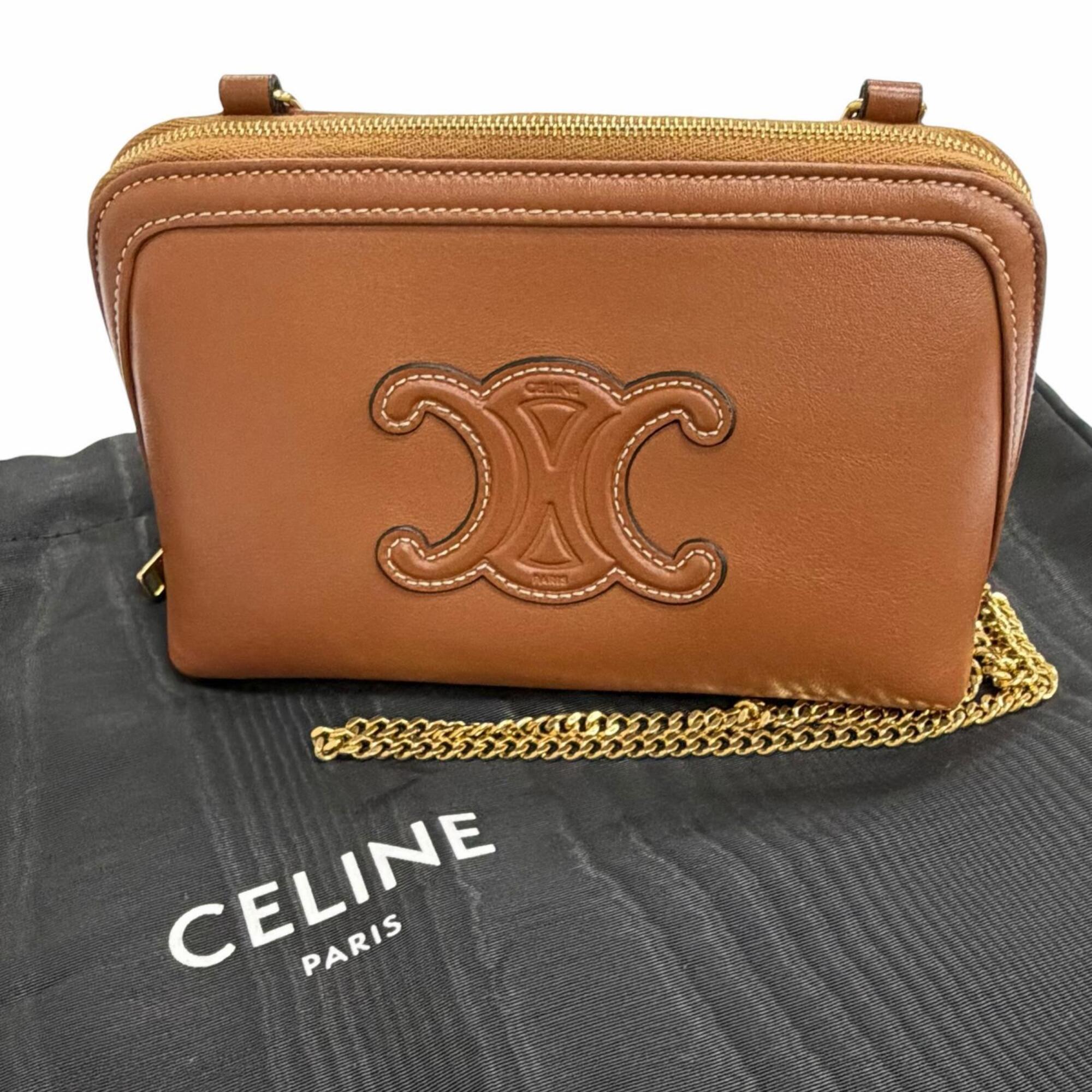Celine Brown Leather Shoulder Bag (Pre-Owned)