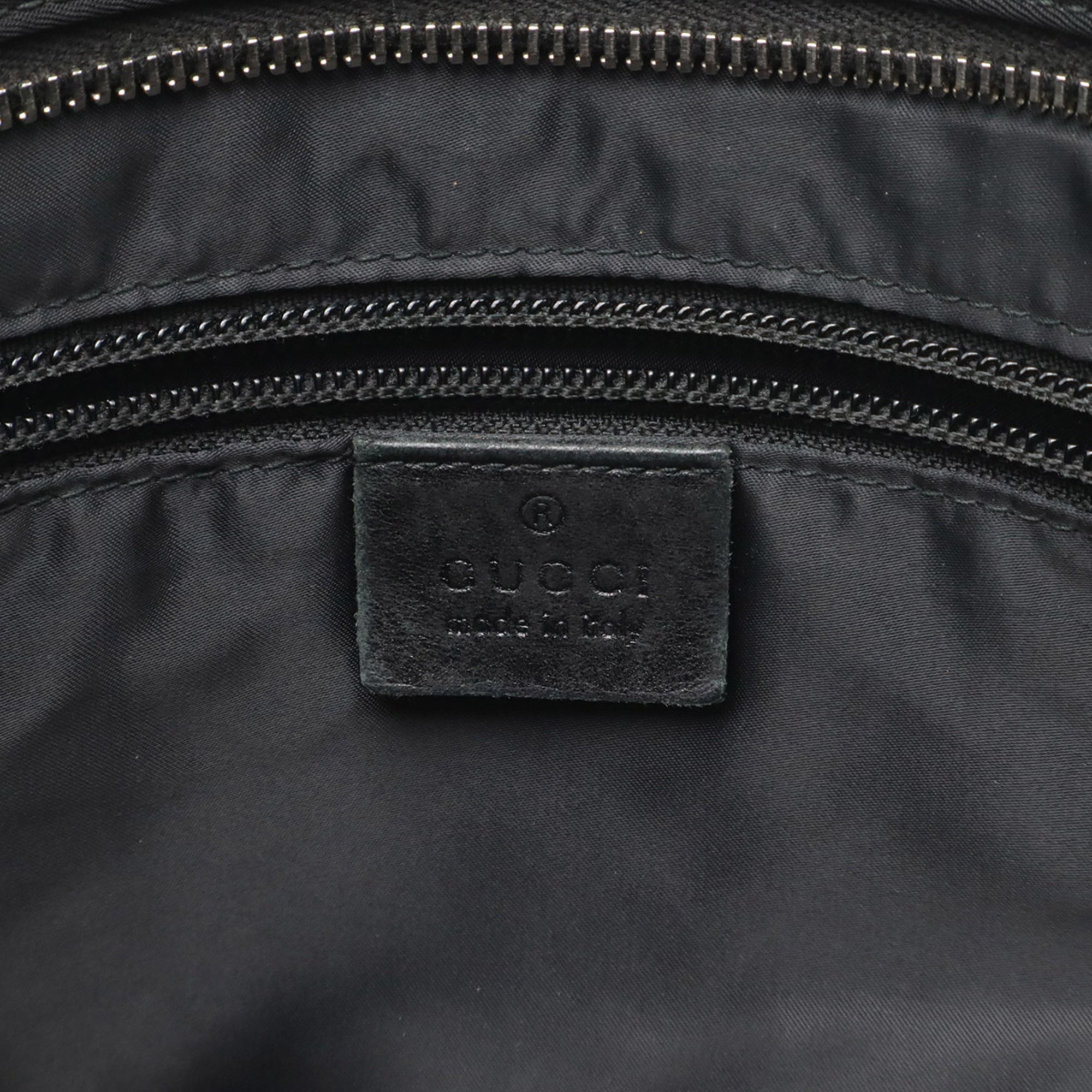 Gucci Black Gray Nylon Leather Shoulder Bag (Pre-Owned)