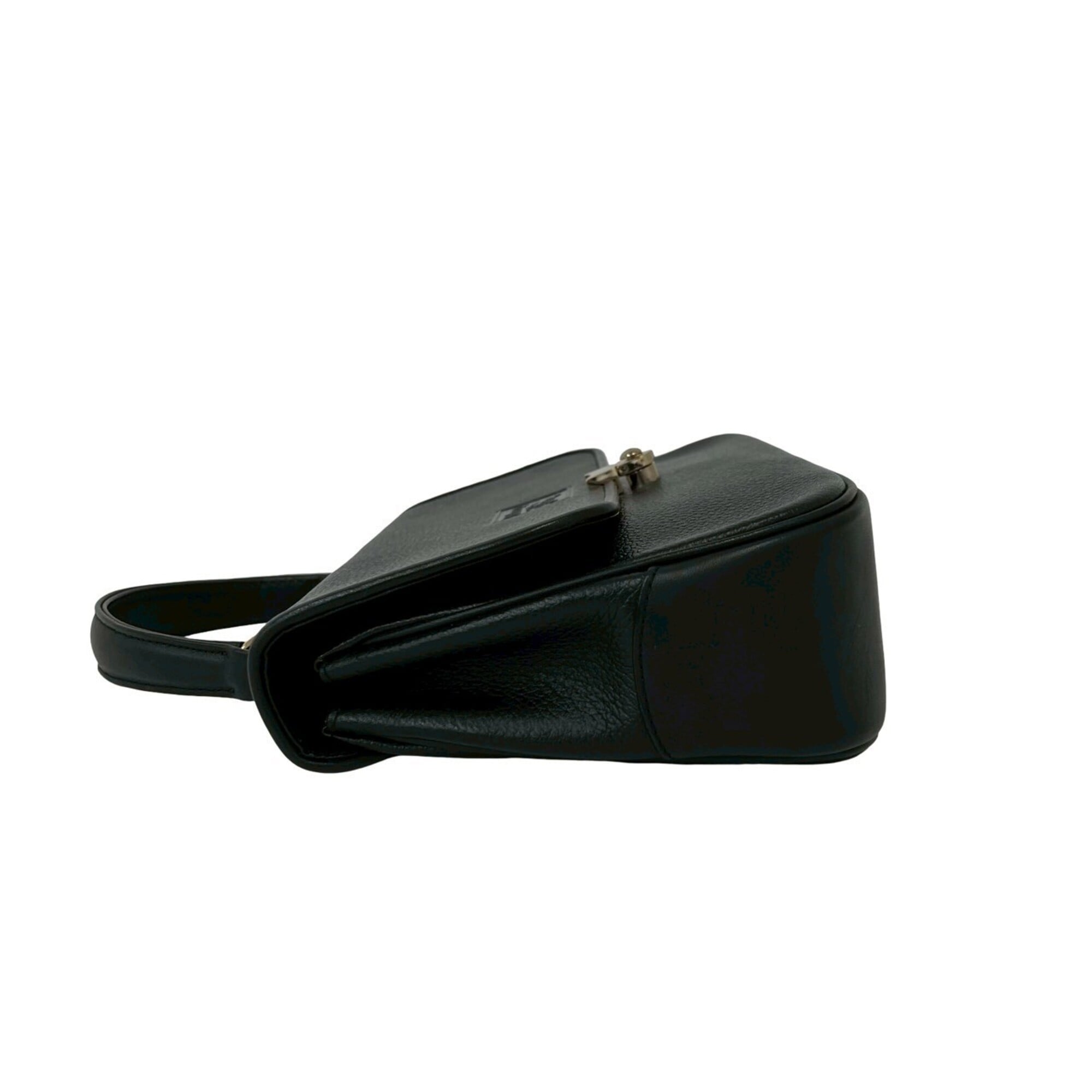 Burberry Black Leather Handbag (Pre-Owned)