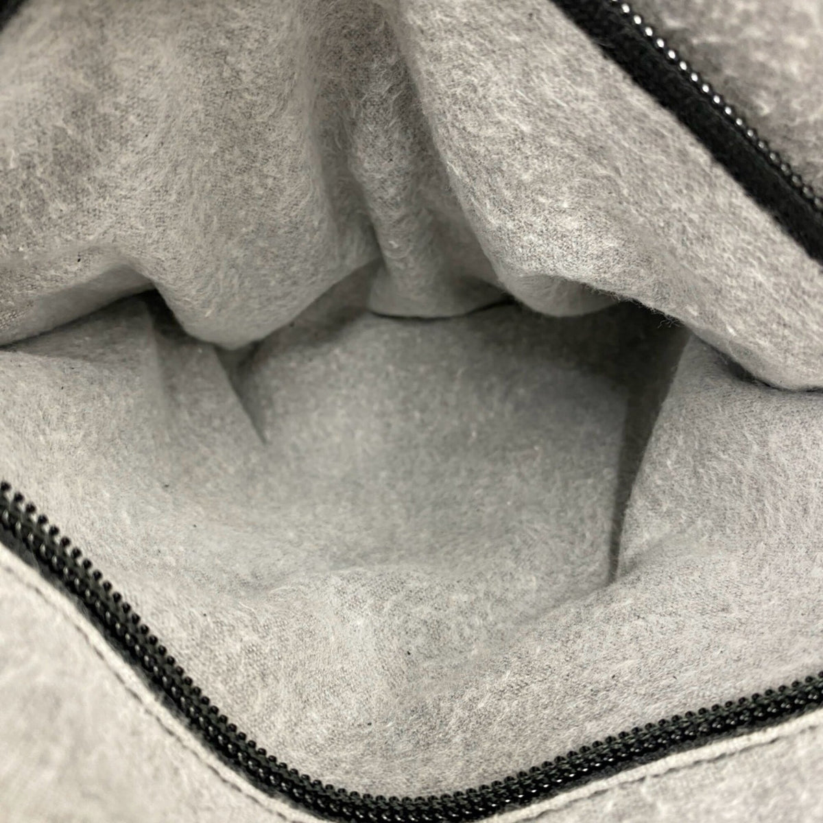 Loewe Black Leather Handbag Tote Bag (Pre-Owned)