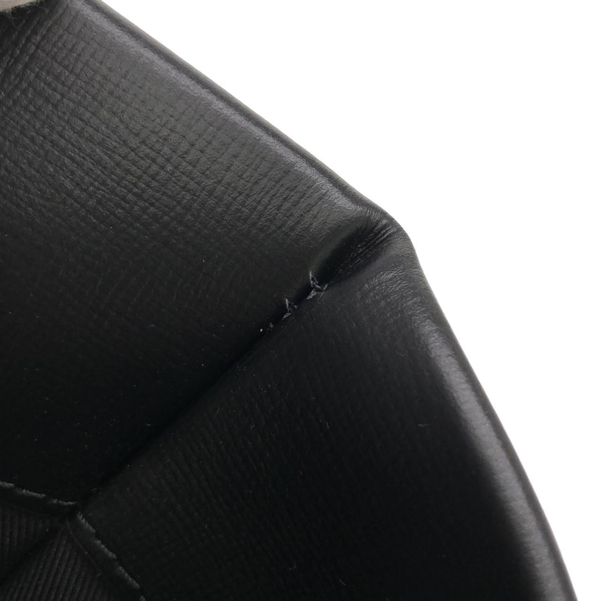 Louis Vuitton Black Leather Handbag (Pre-Owned)
