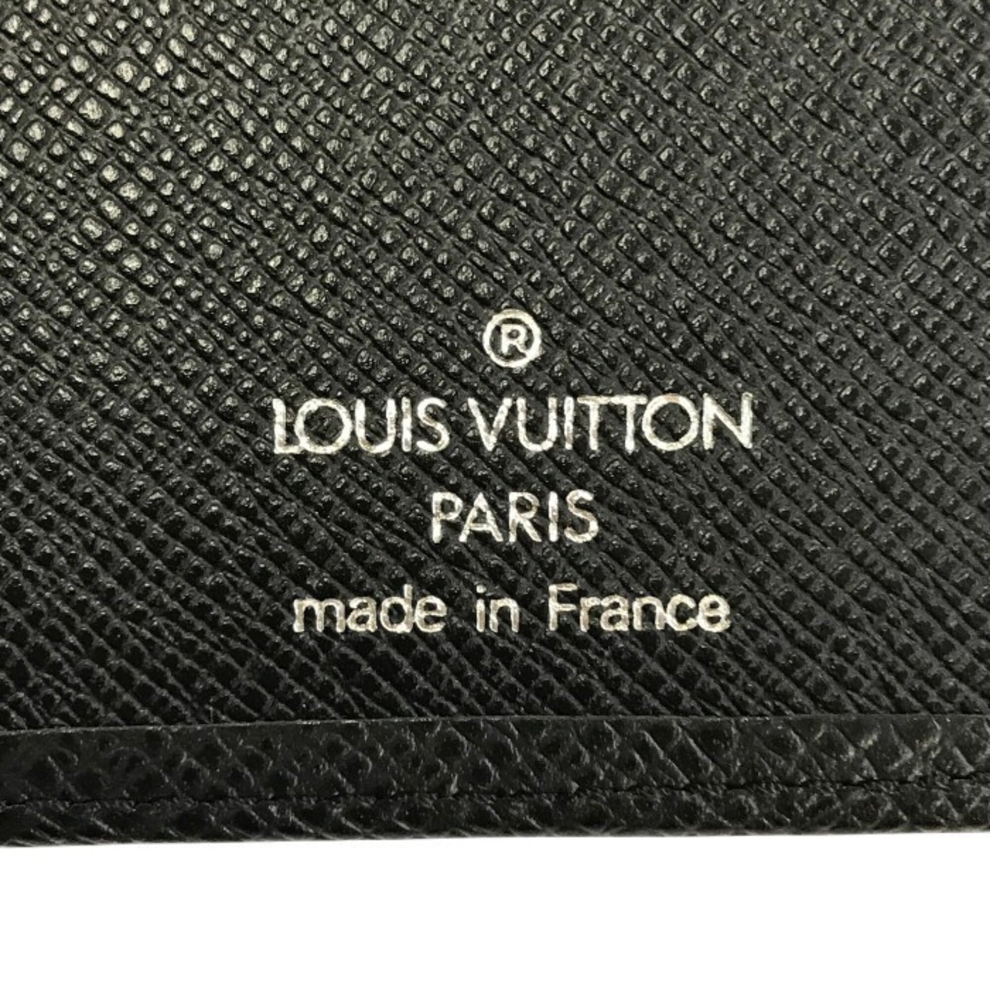 Louis Vuitton Taiga Black Leather Long Wallet (Bi-Fold) (Pre-Owned)