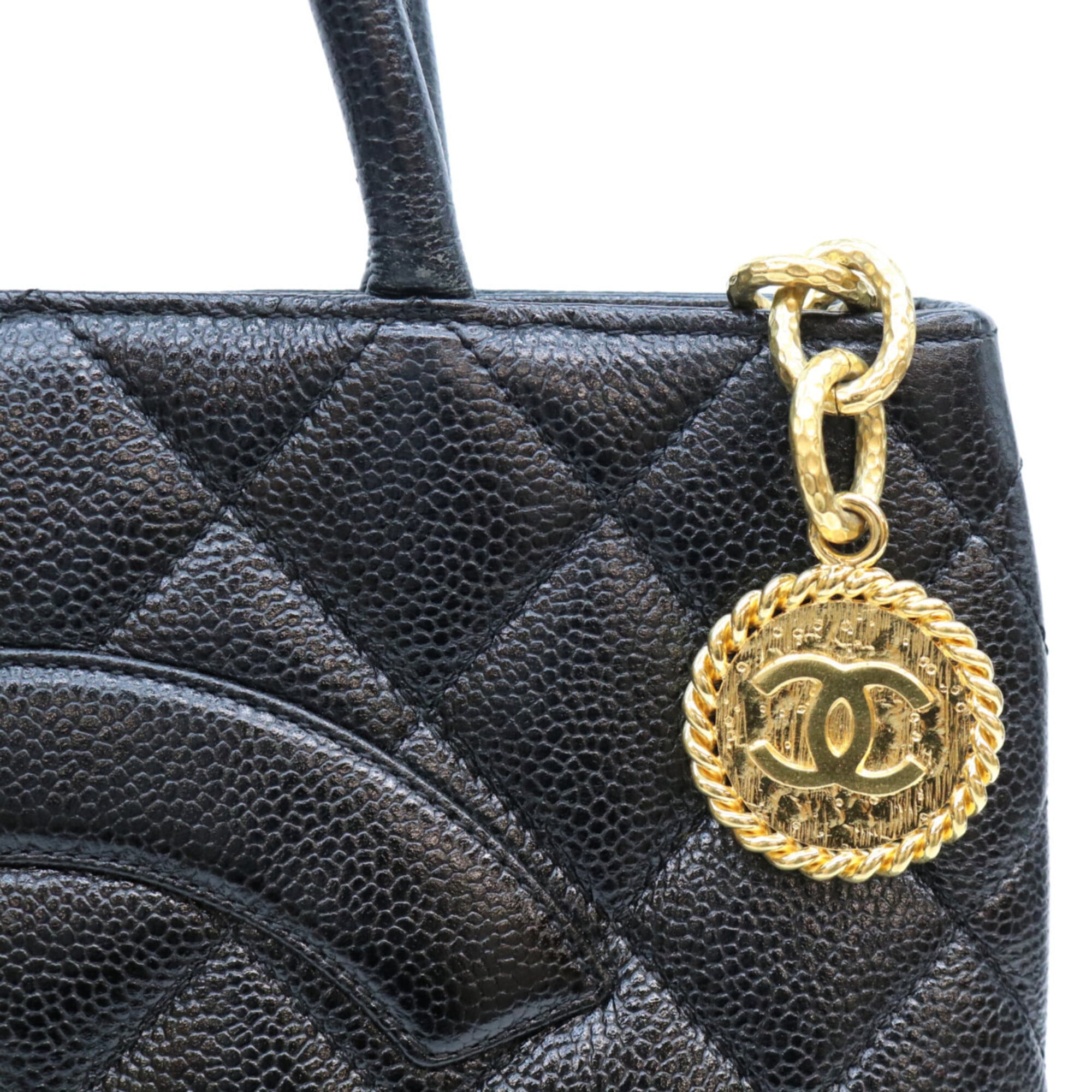 Chanel Black Grained Calfskin Tote Bag (Pre-Owned)