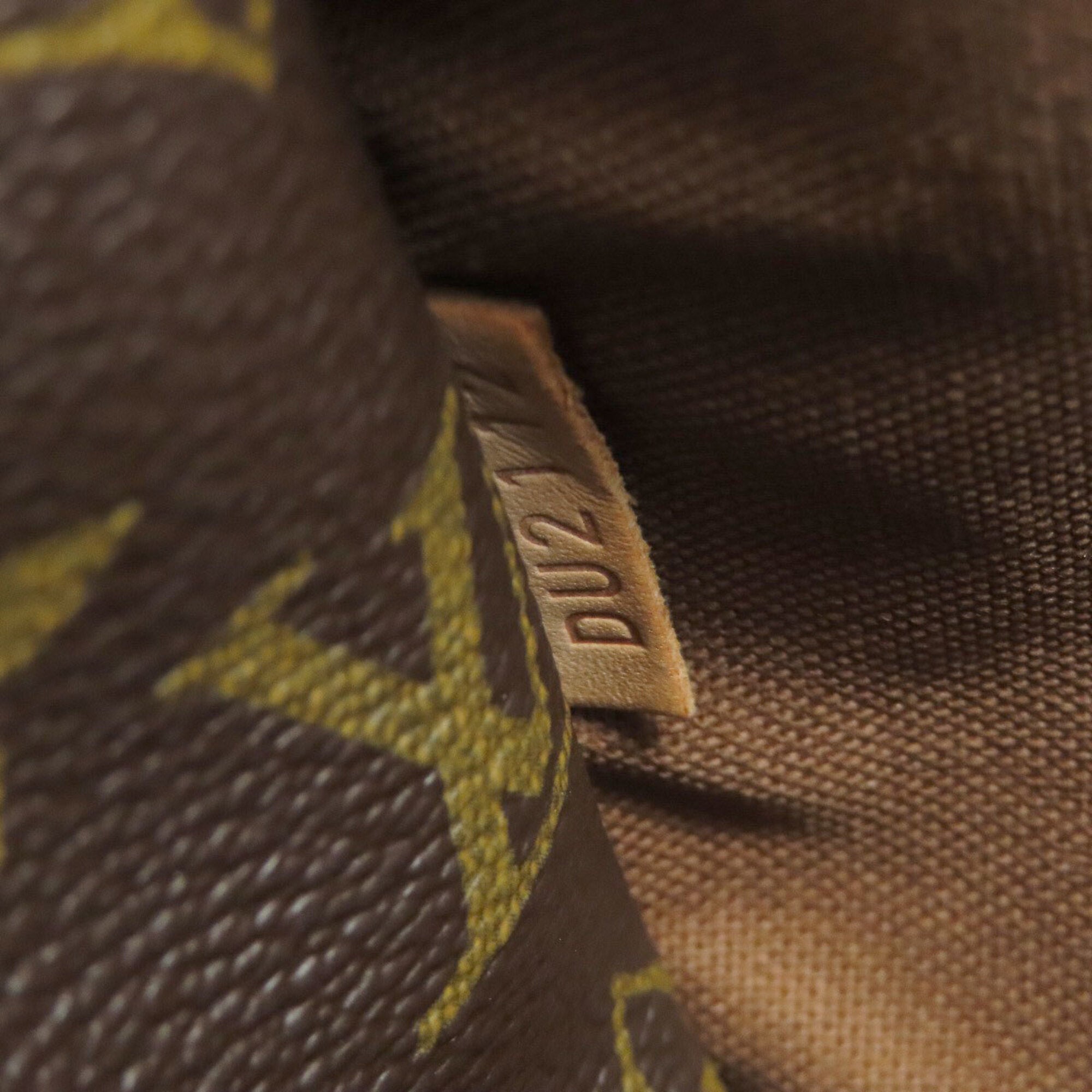 Louis Vuitton Brown Monogram Monogram Canvas Tote Bag (Pre-Owned)