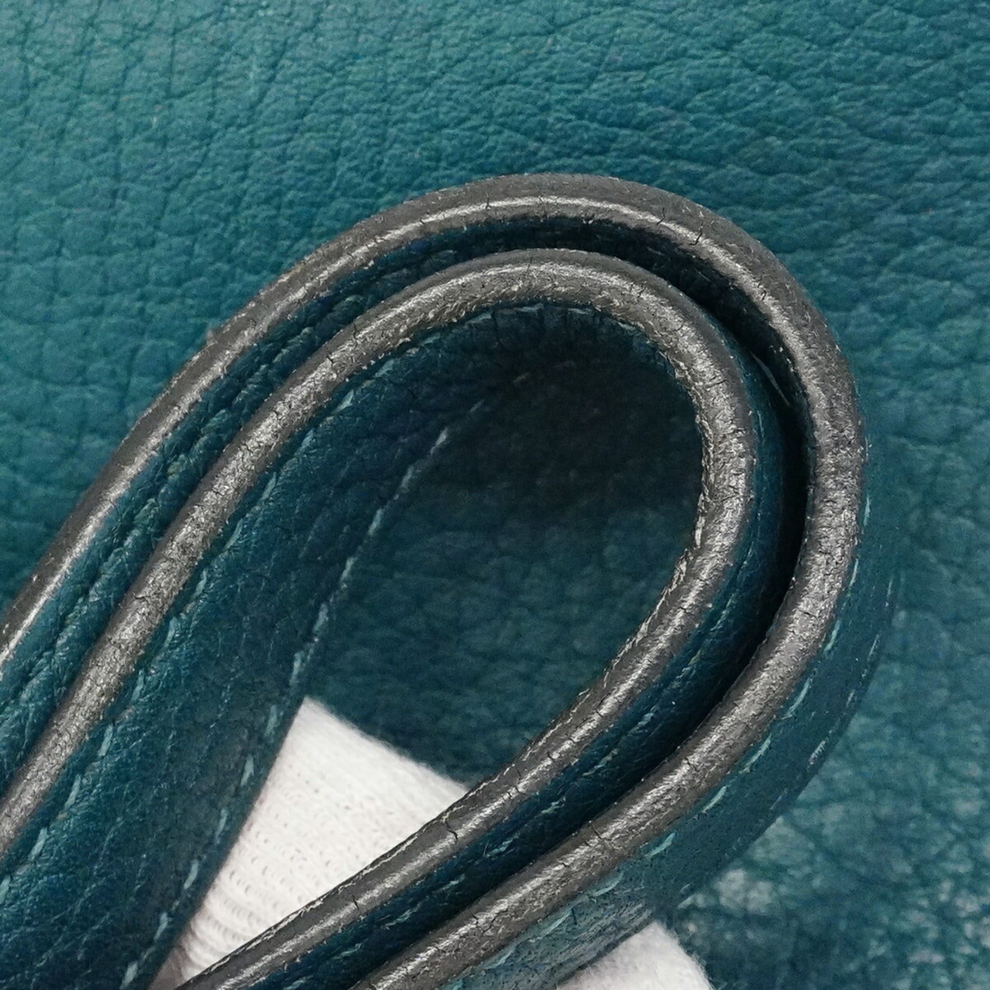 Hermes Colvert Taurillon Clemence Leather Handbag (Pre-Owned)