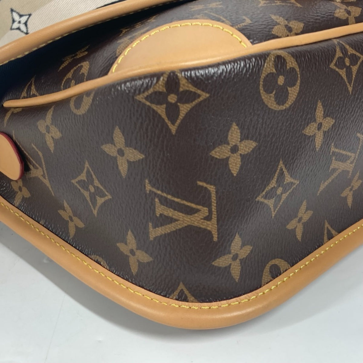 Louis Vuitton Monogram Brown Noir Monogram Shoulder Bag (Pre-Owned)