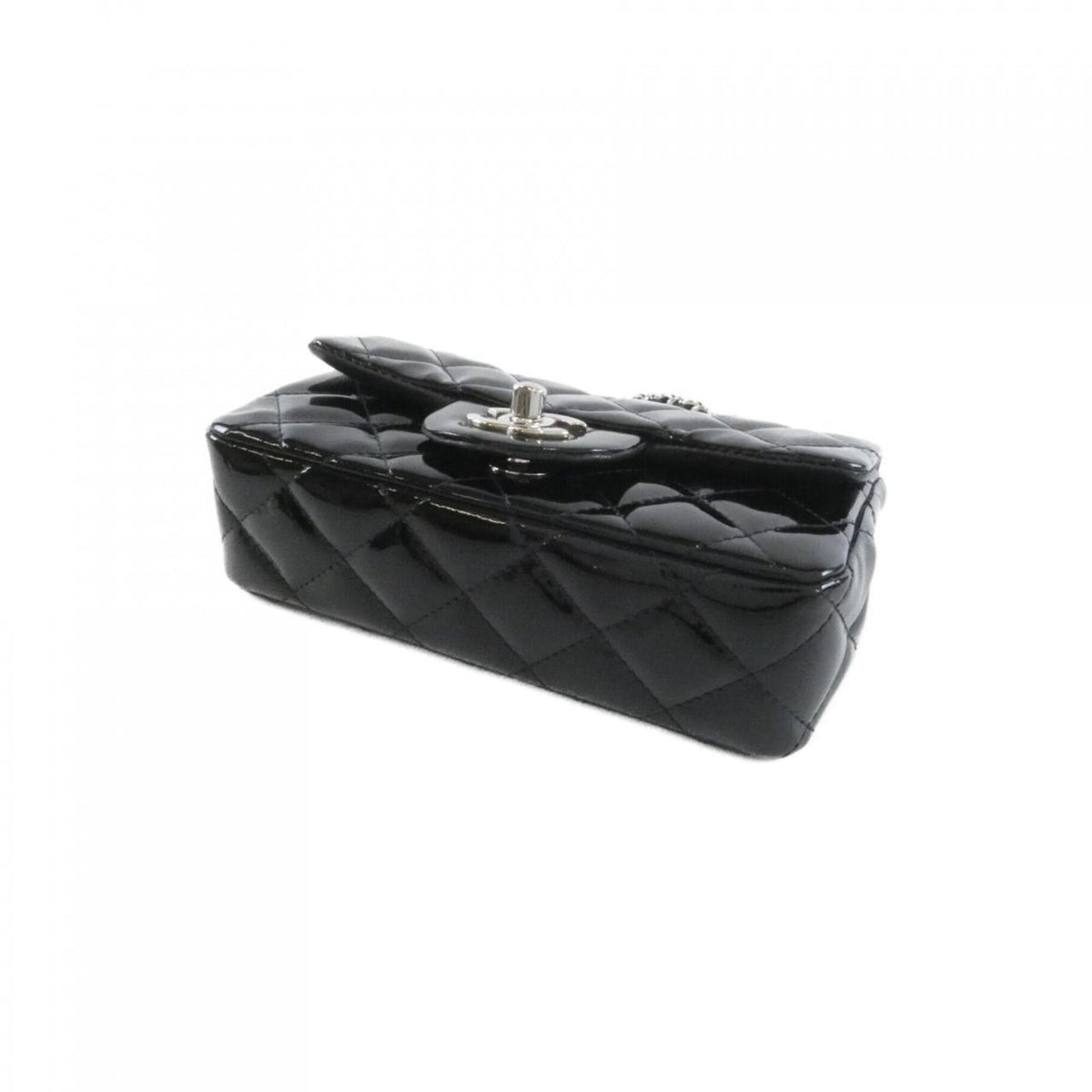 Chanel Black Leather Shoulder Bag (Pre-Owned)