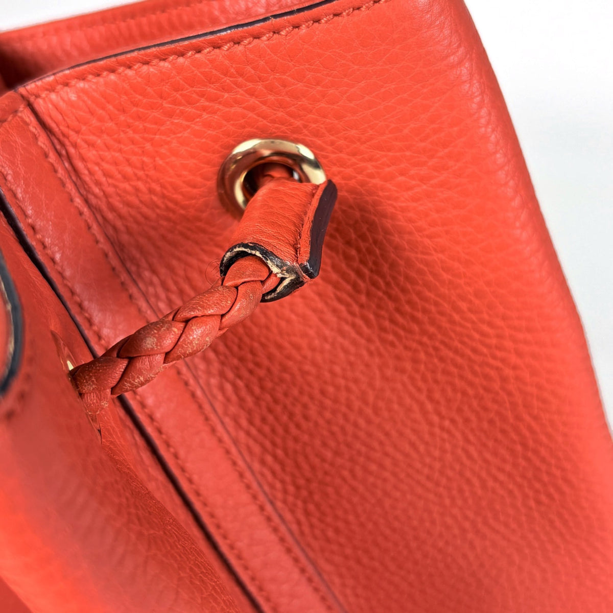 Gucci Red Color Leather Tote Bag (Pre-Owned)