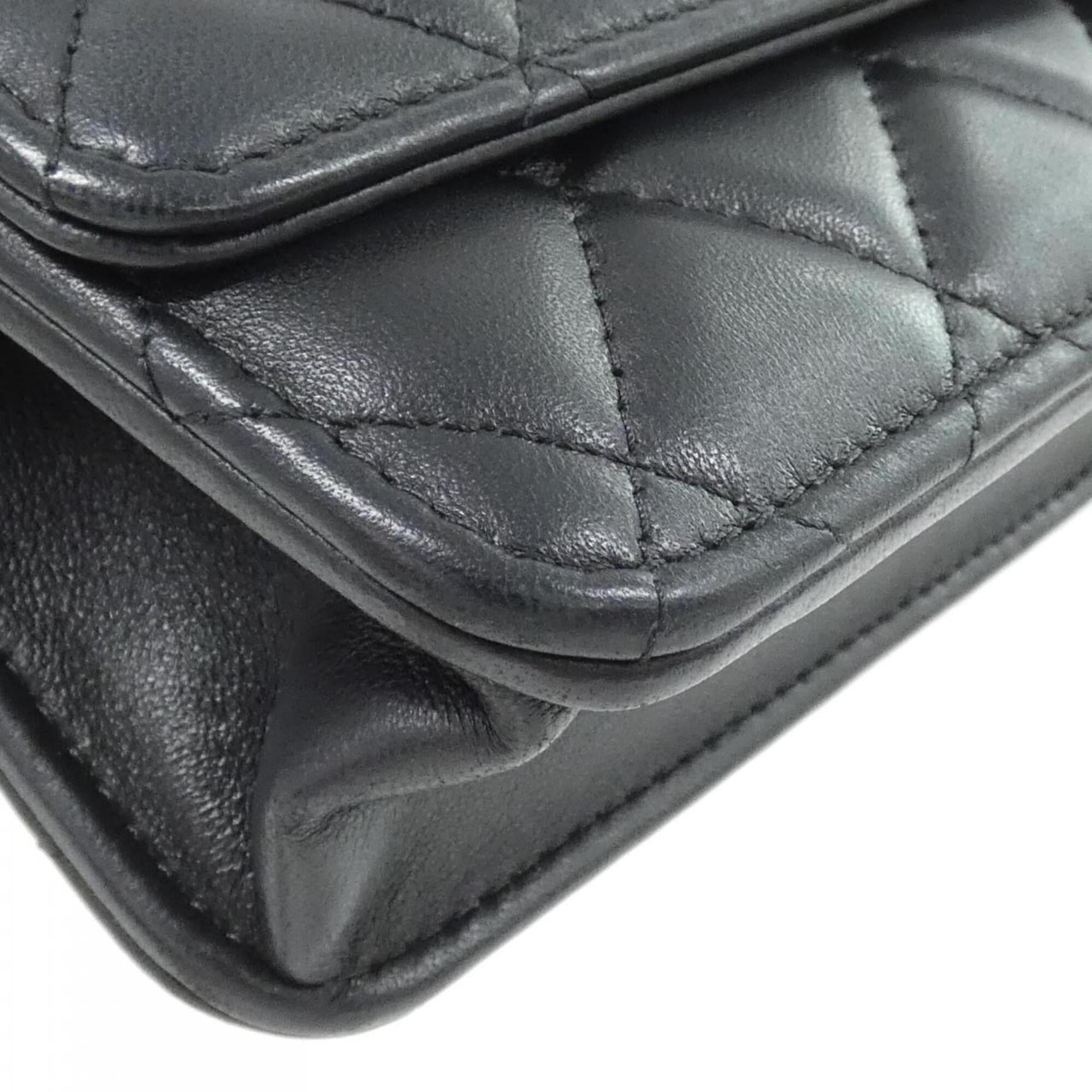 Chanel Black Leather Chain/Shoulder Wallet (Pre-Owned)