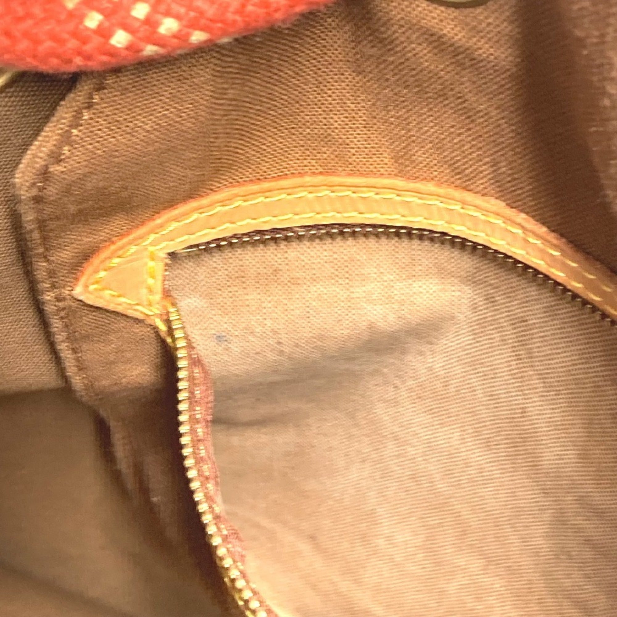 Louis Vuitton Orange Leather Canvas Shoulder Bag (Pre-Owned)