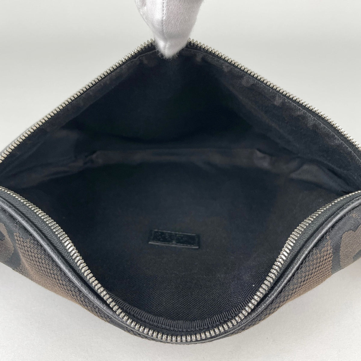 Gucci Black Gg Canvas Leather Fanny Pack (Pre-Owned)