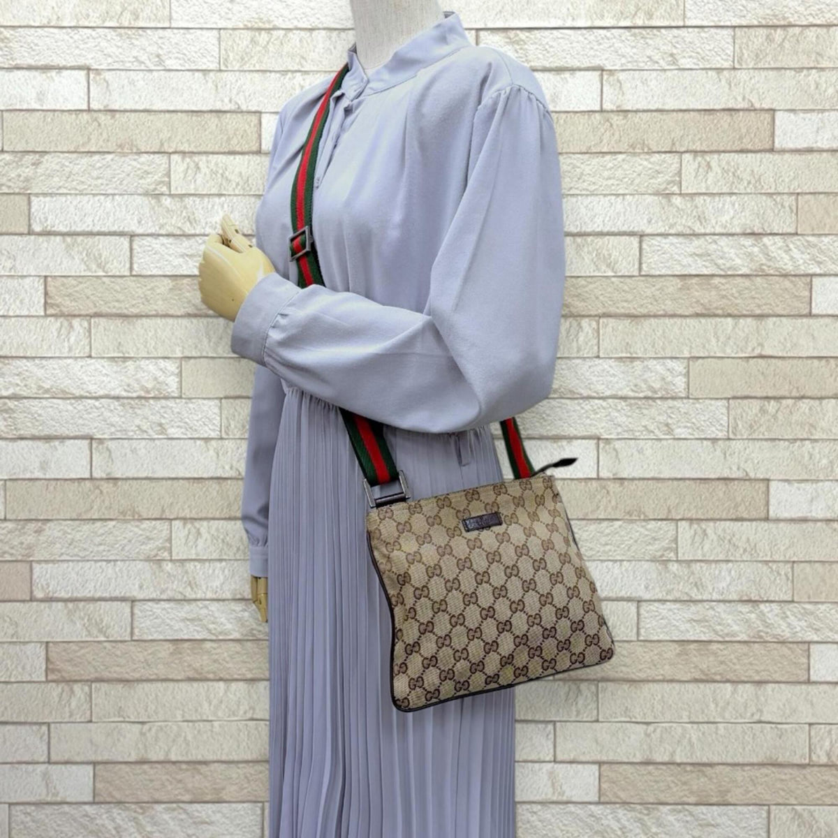 Gucci Sherry Line Beige Gg Canvas Handbag Shoulder Bag (Pre-Owned)