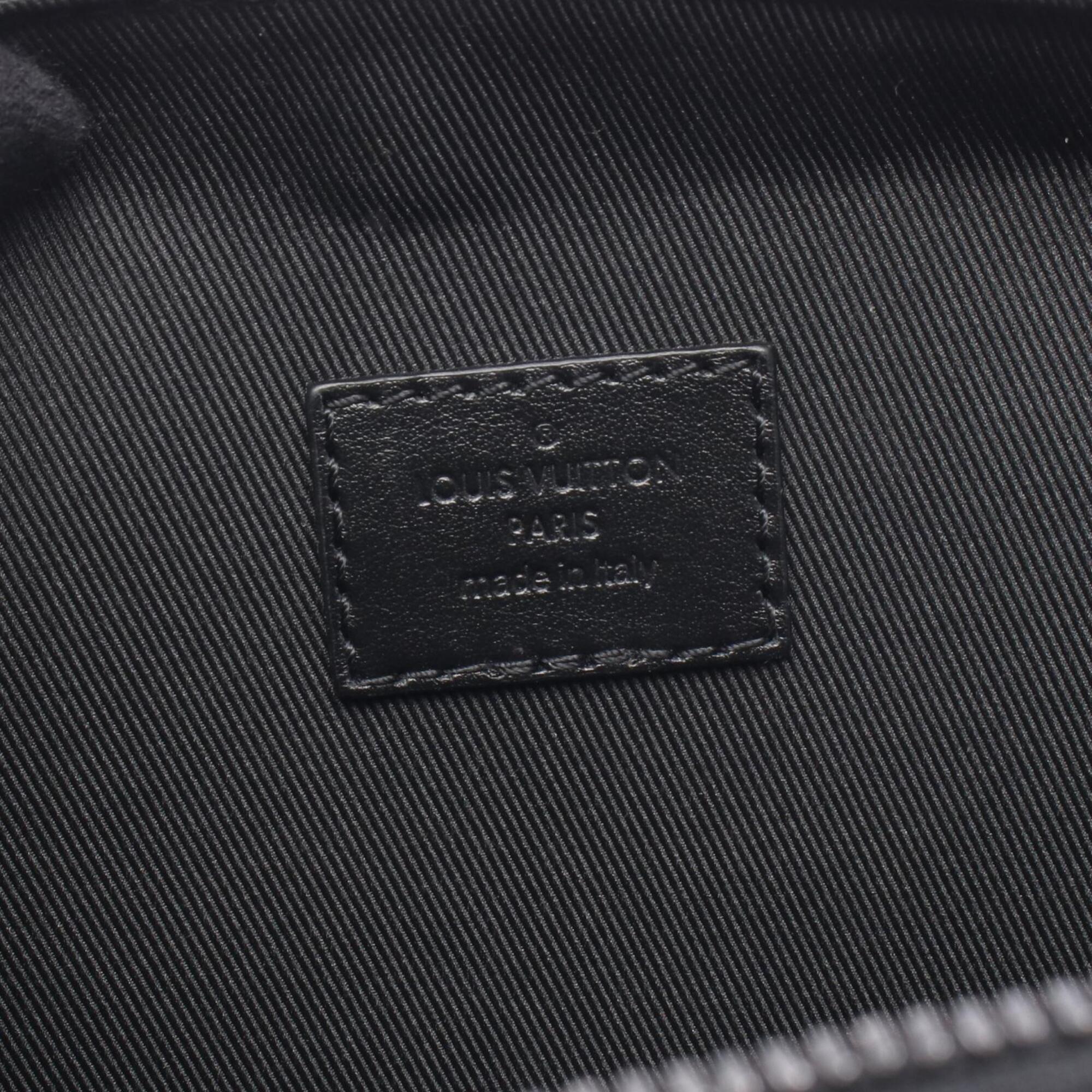 Louis Vuitton Black Noir Monogram Leather Handbag Shoulder Bag (Pre-Owned)