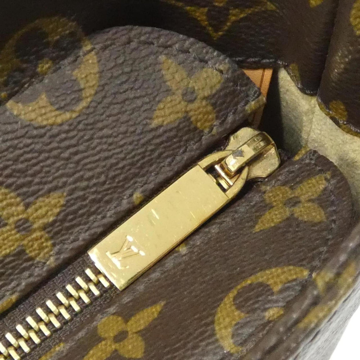 Louis Vuitton Brown Coated Canvas Handbag (Pre-Owned)