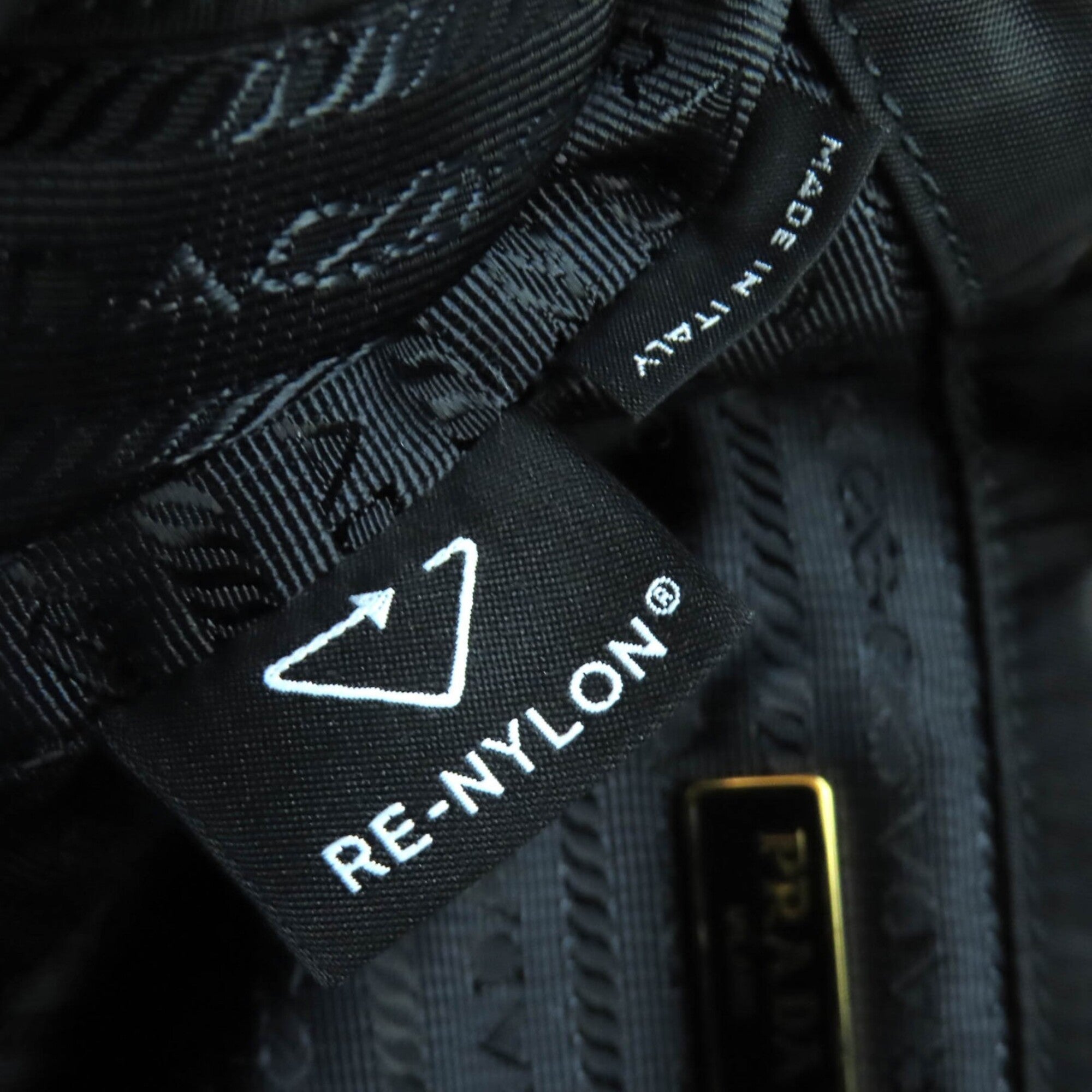 Prada Black Nylon Leather Shoulder Bag (Pre-Owned)