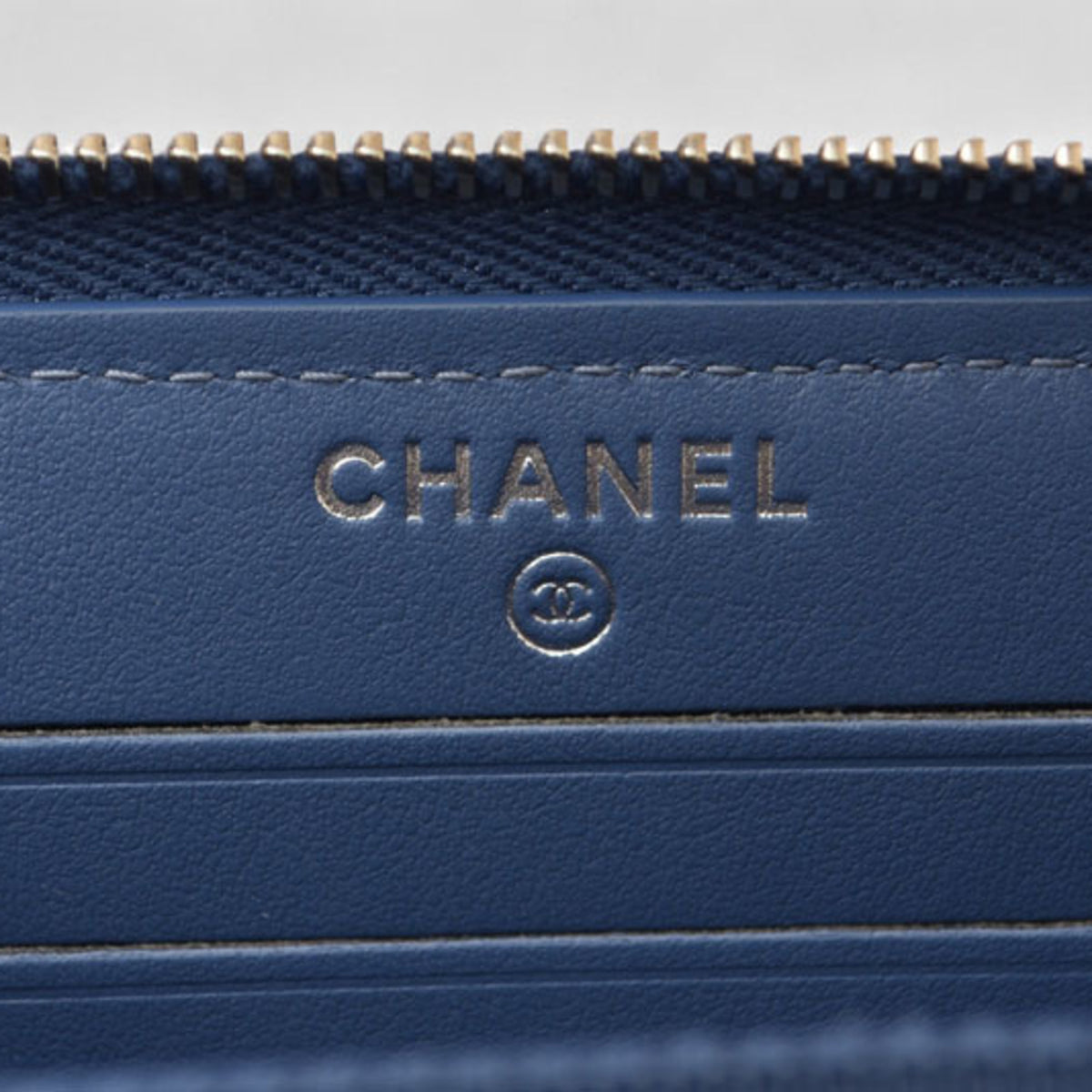 Chanel Blue Tweed Wallet (Bi-Fold) (Pre-Owned)