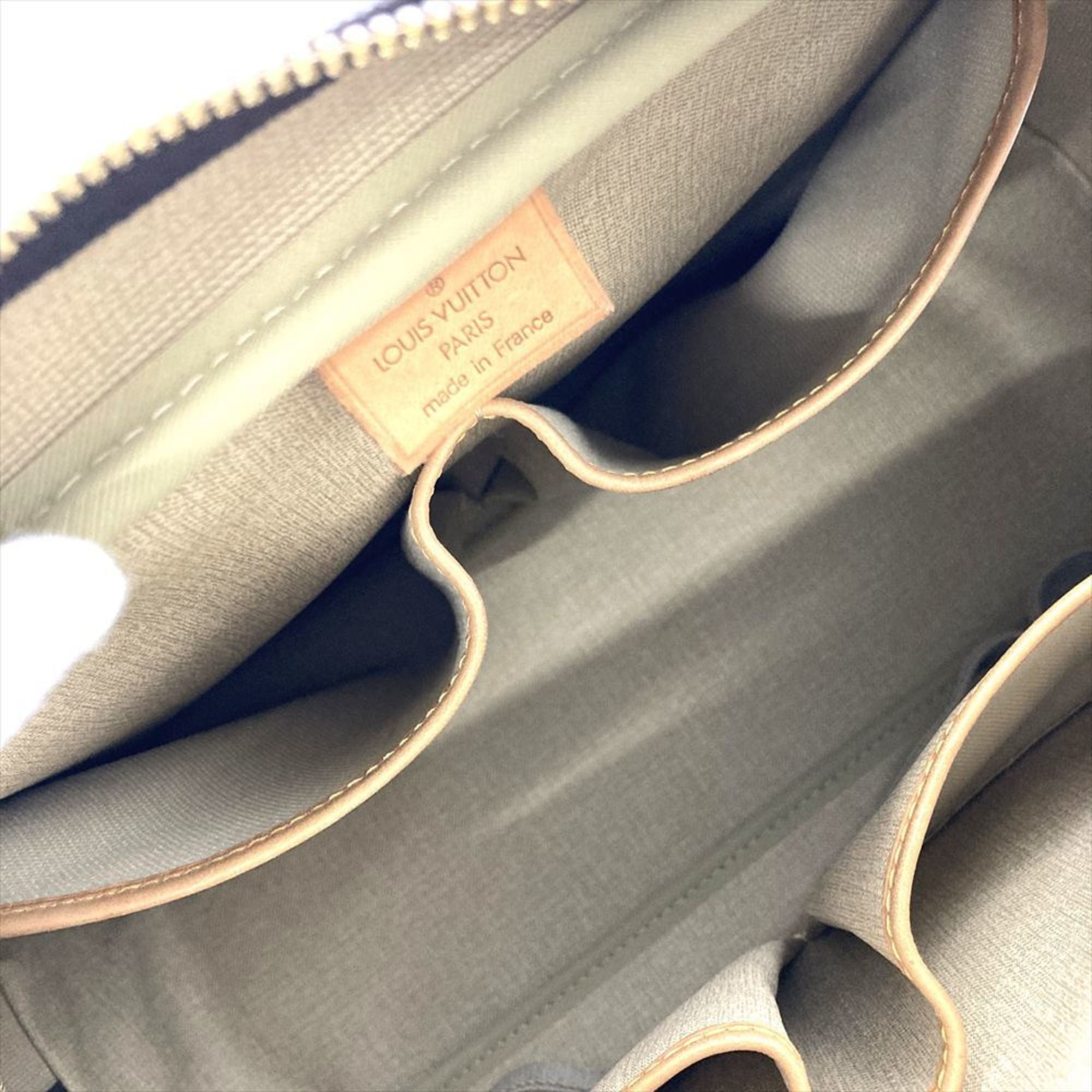Louis Vuitton Brown Monogram Monogram Handbag (Pre-Owned)