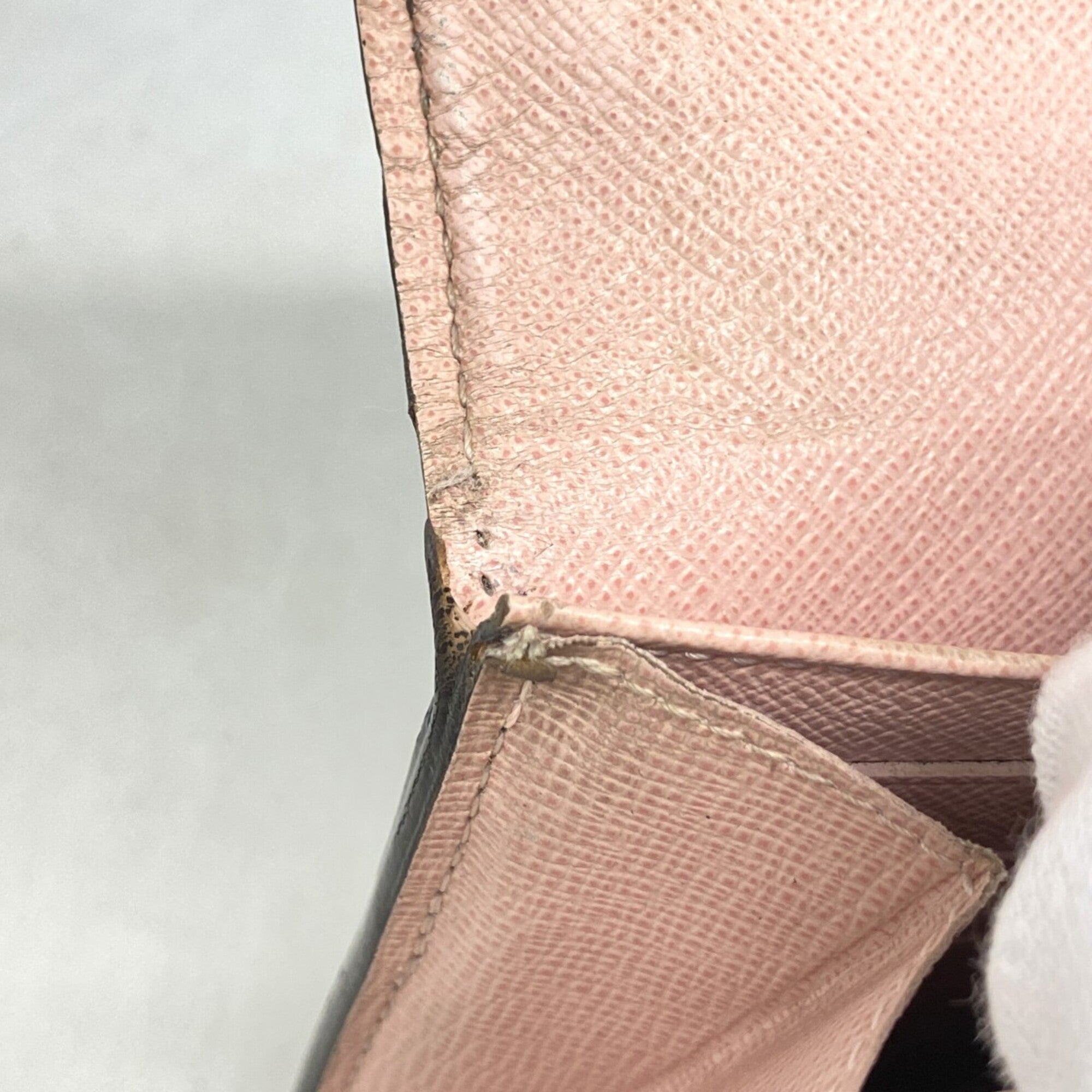 Louis Vuitton Rose Ballerine Long Wallet (Bi-Fold) (Pre-Owned)