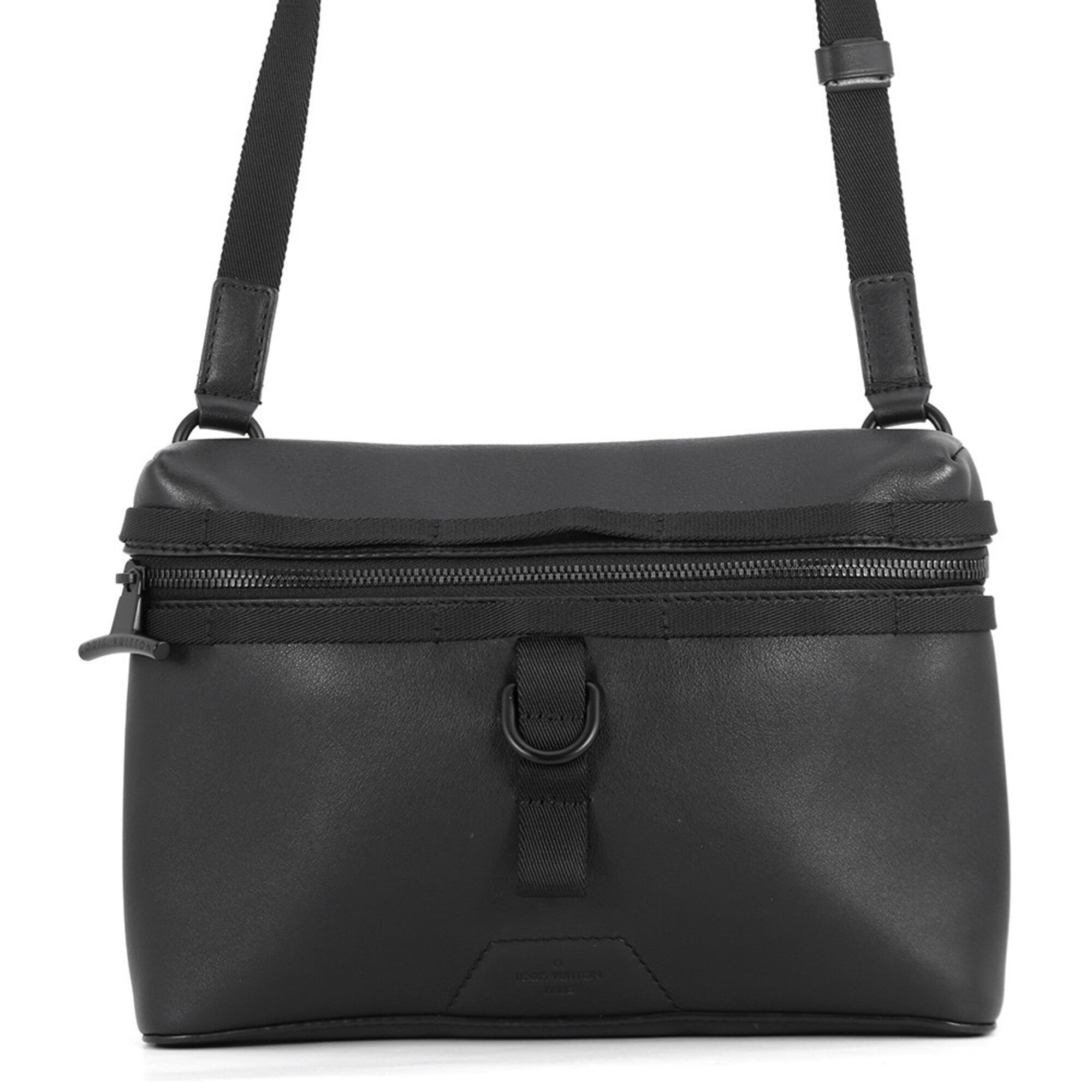 Louis Vuitton Black Noir Handbag Shoulder Bag (Pre-Owned)