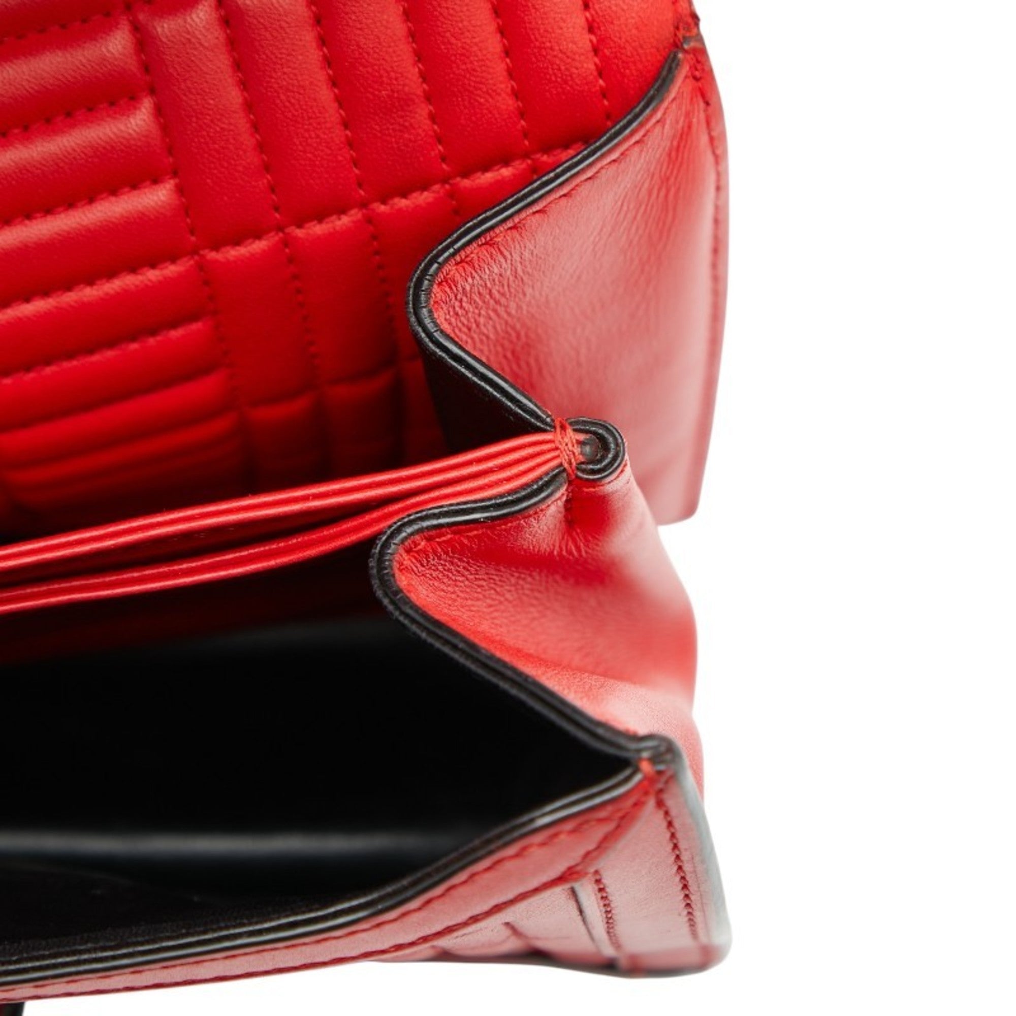 Loewe Red Color Leather Shoulder Bag (Pre-Owned)