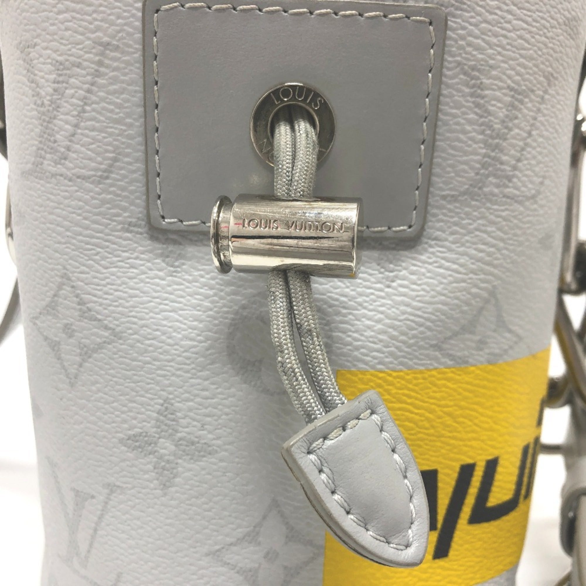 Louis Vuitton White Monogram Shoulder Bag (Pre-Owned)