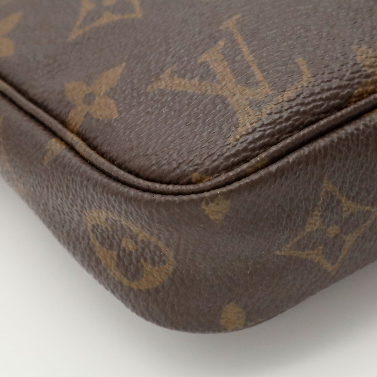 Louis Vuitton Brown Monogram Canvas Pvc Handbag Pochette Pouch (Pre-Owned)