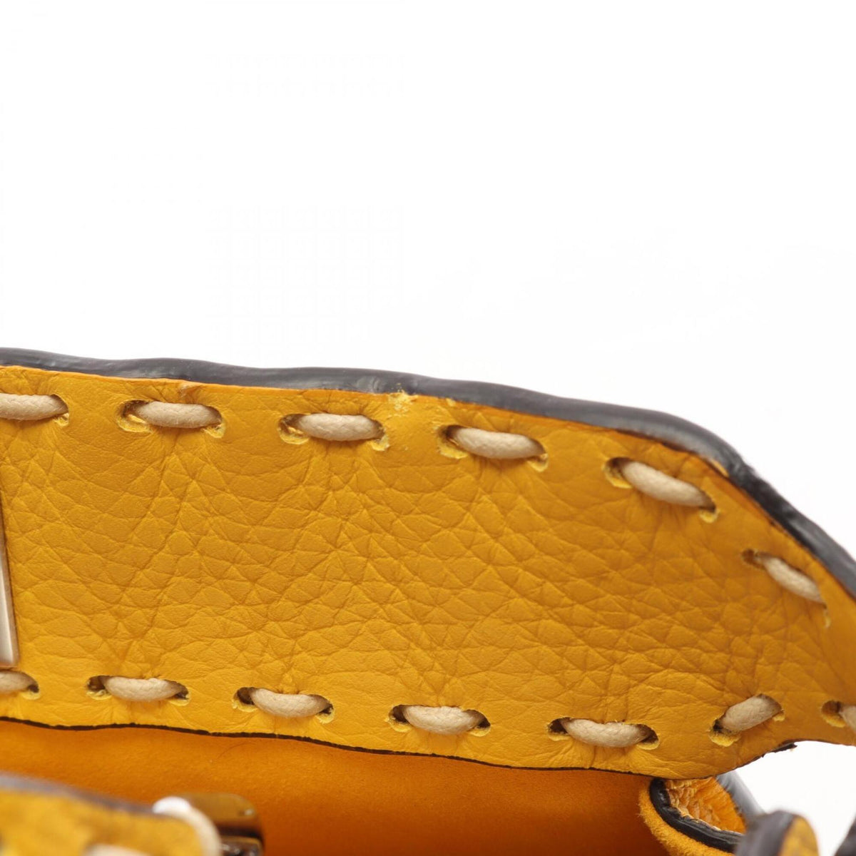 Fendi Selleria Yellow Leather Handbag (Pre-Owned)