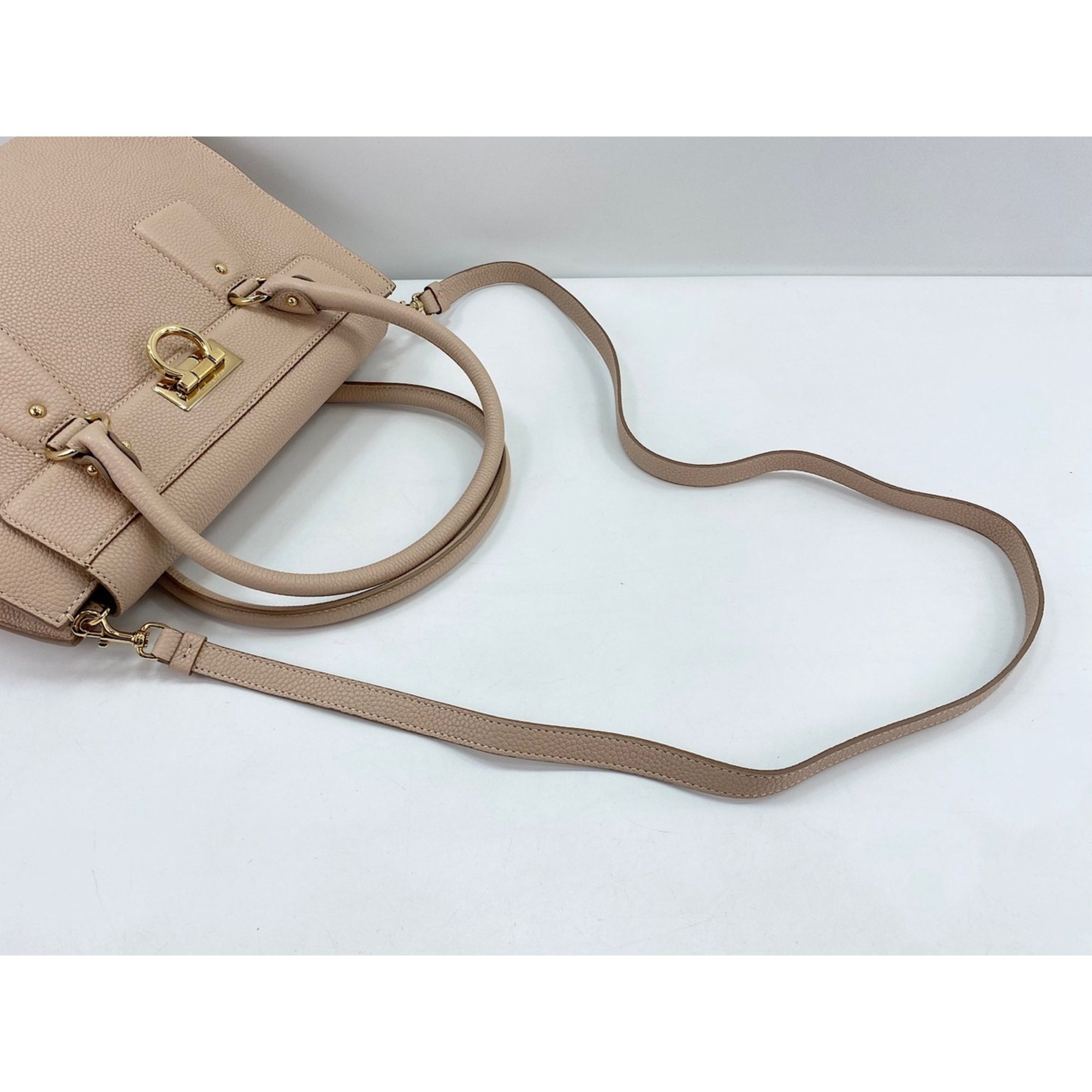 Salvatore Ferragamo Beige Canvas Handbag (Pre-Owned)