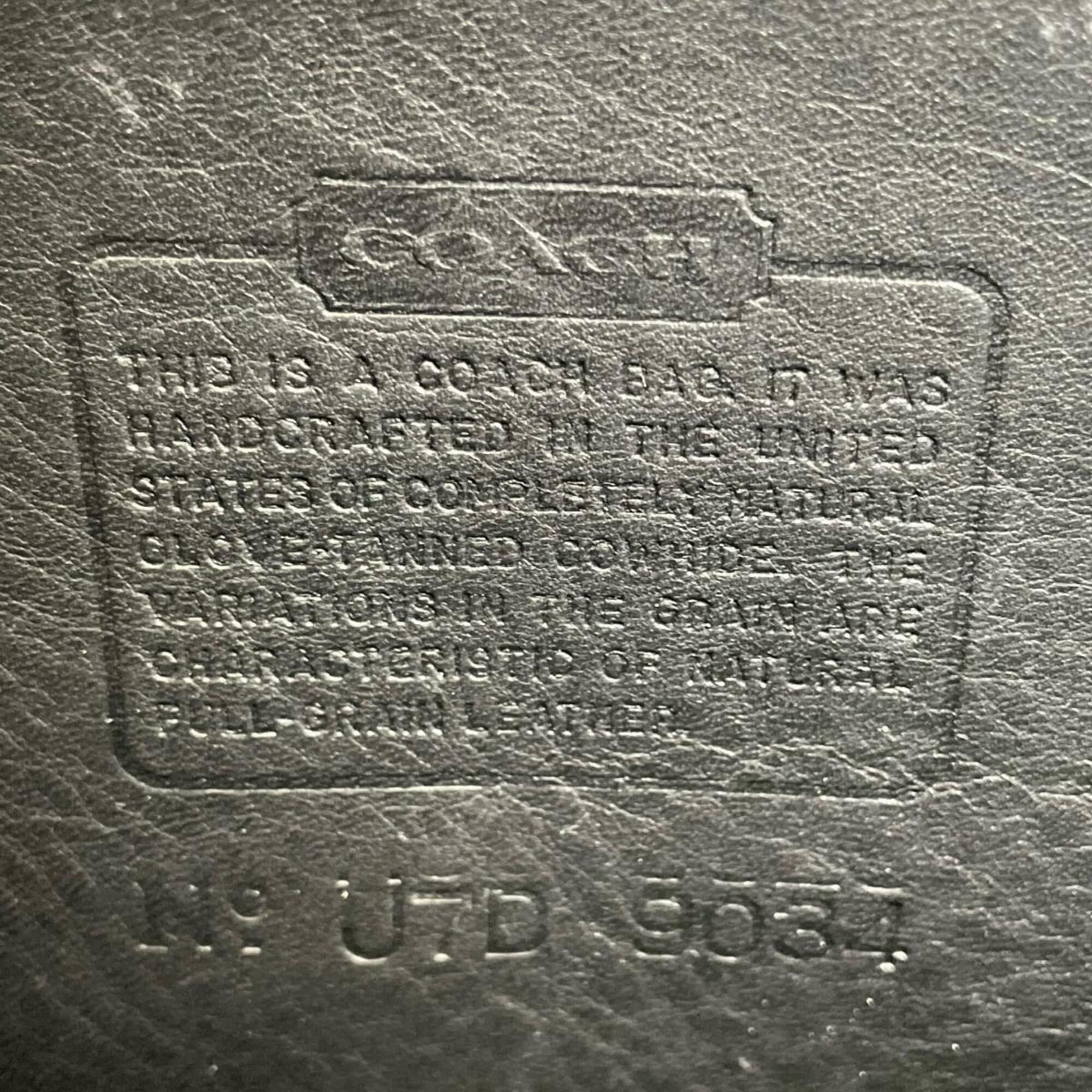 Coach Black Leather Shoulder Bag (Pre-Owned)