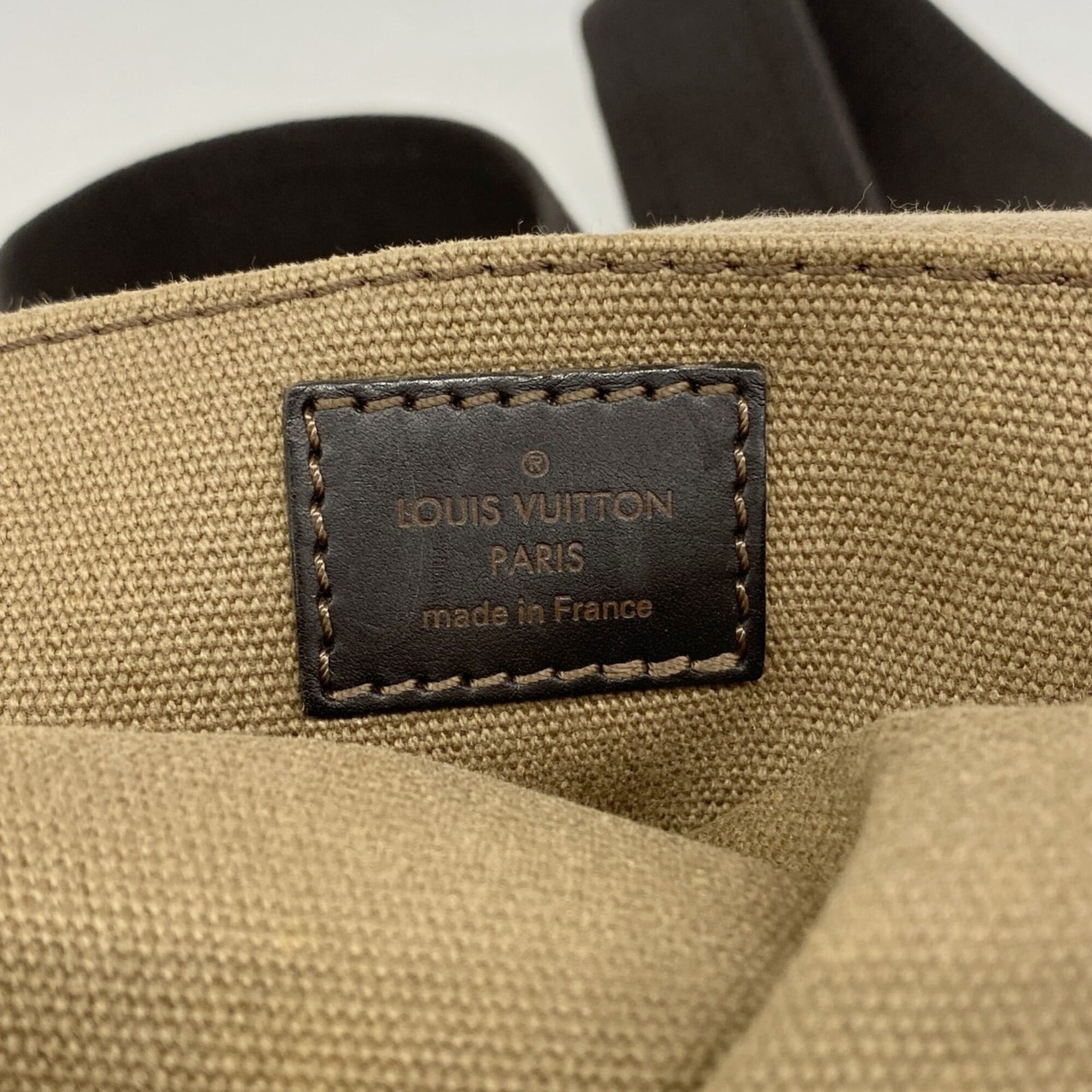 Louis Vuitton Coffee Sling Bag (Pre-Owned)