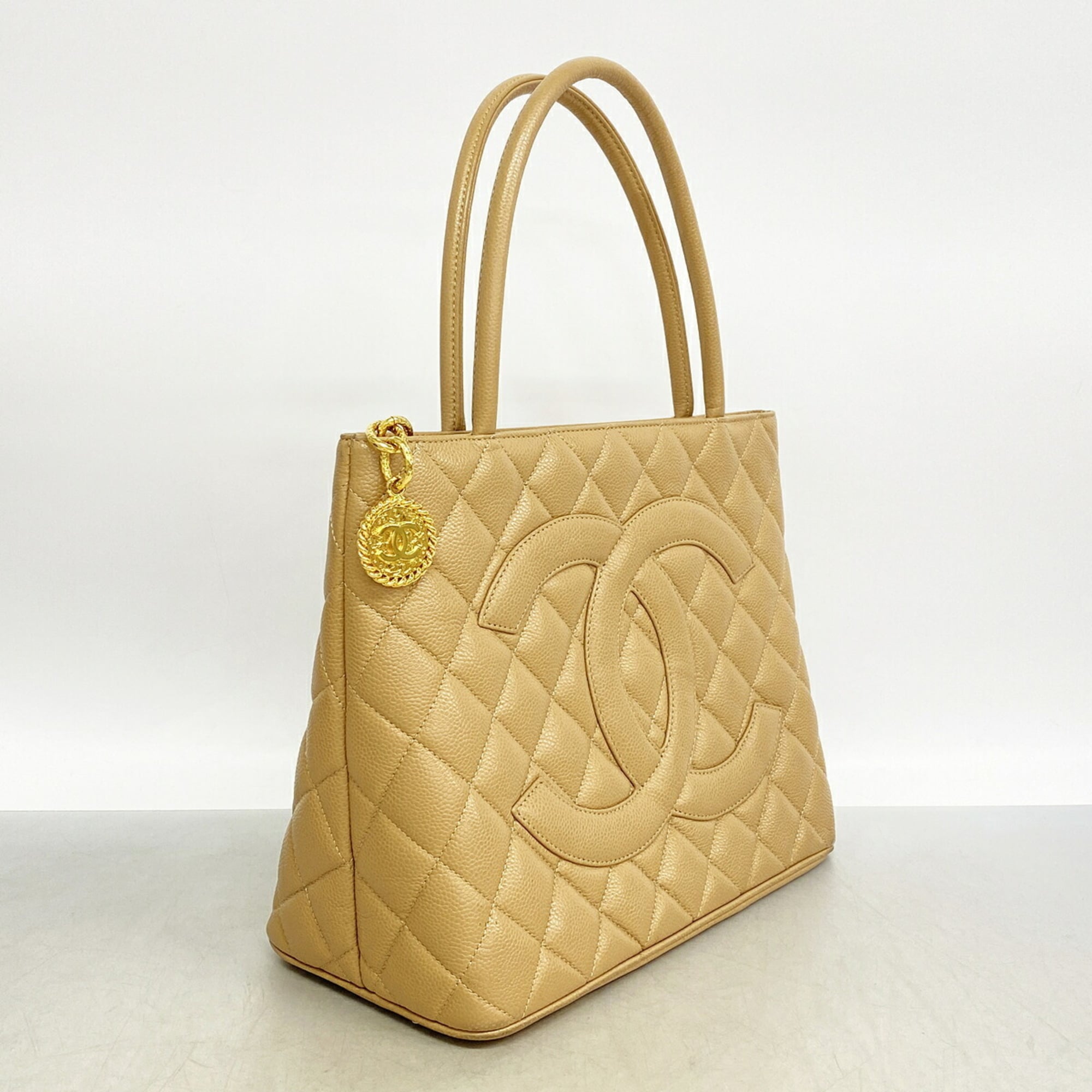 Chanel Beige Grained Calfskin Tote Bag (Pre-Owned)