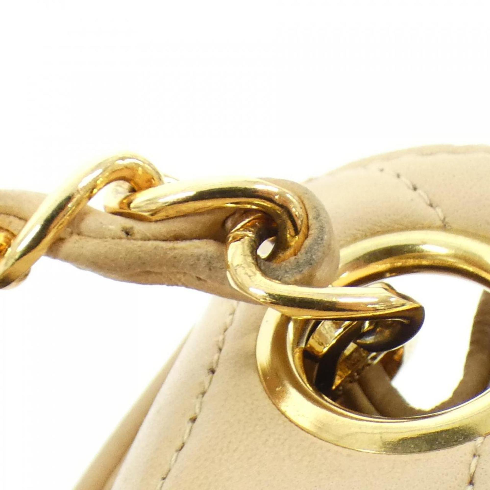 Chanel Beige Leather Shoulder Bag (Pre-Owned)
