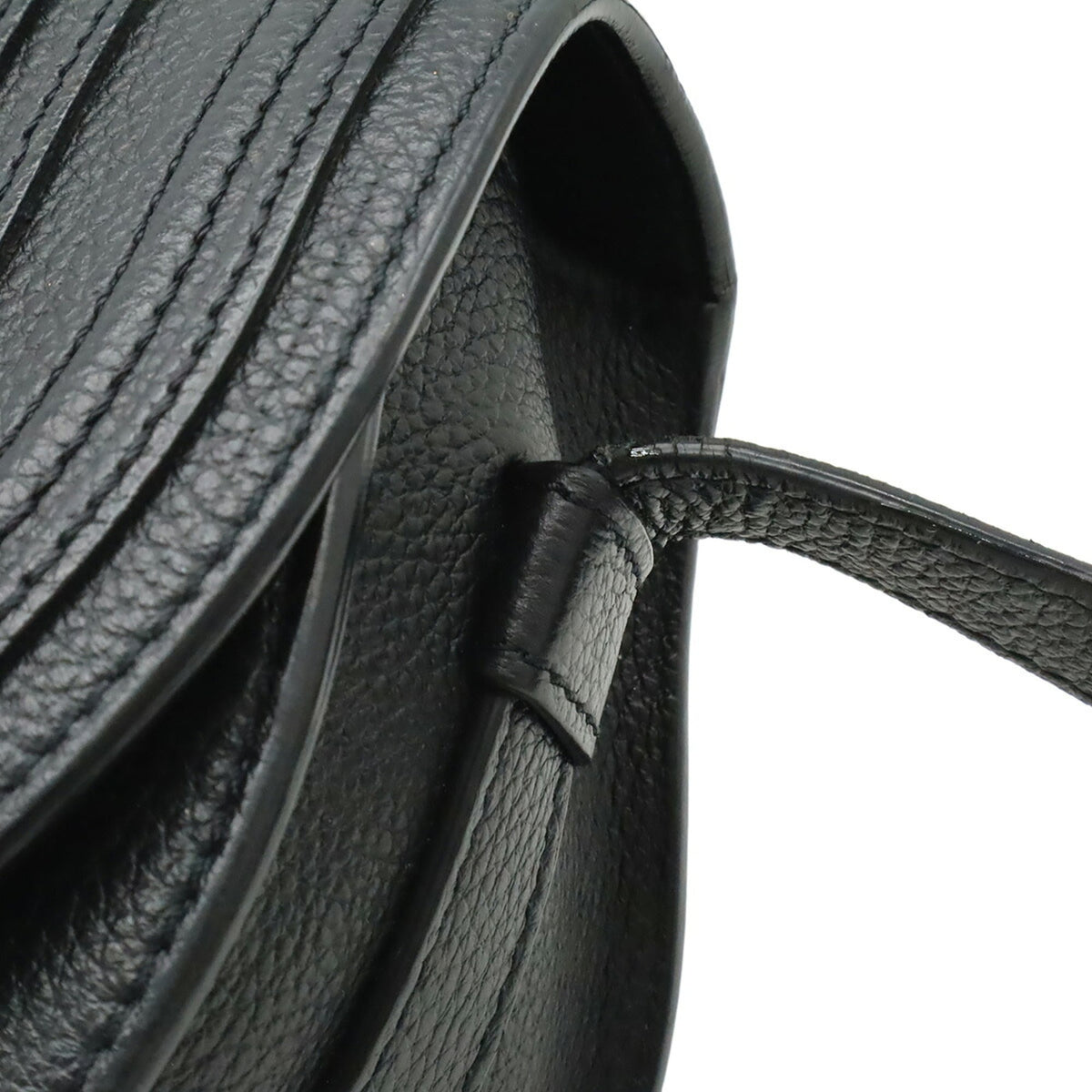 Chloé Black Leather Pochette Shoulder Bag (Pre-Owned)
