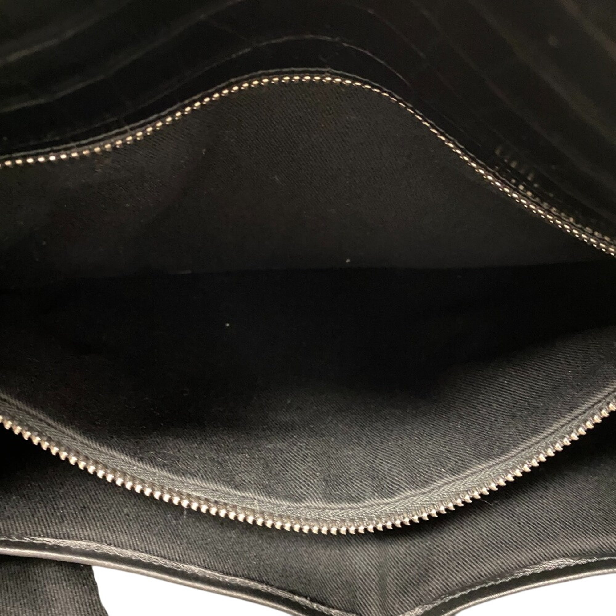 Yves Saint Laurent Black Leather Handbag Shoulder Bag (Pre-Owned)
