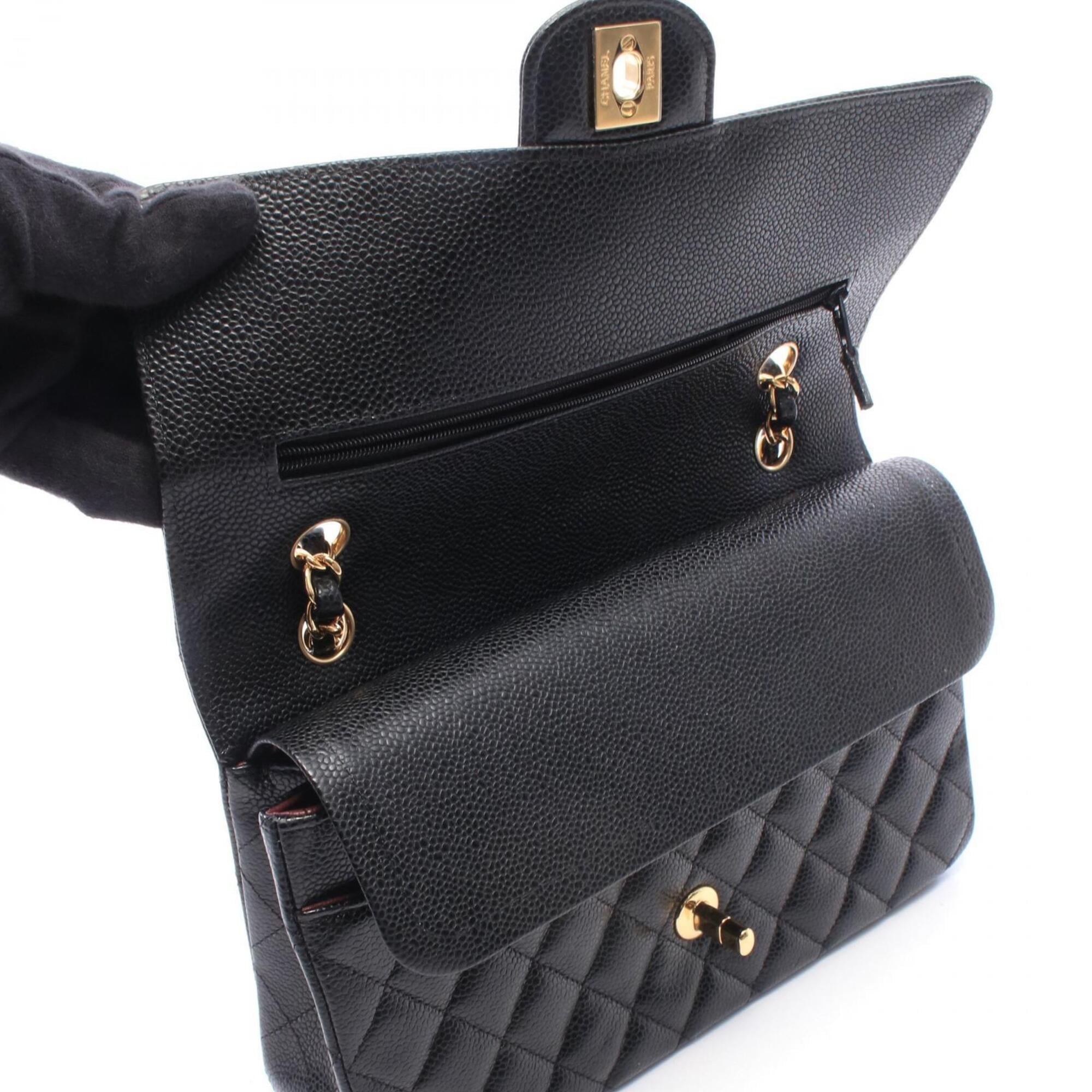 Chanel Black Grained Calfskin Handbag Shoulder Bag (Pre-Owned)