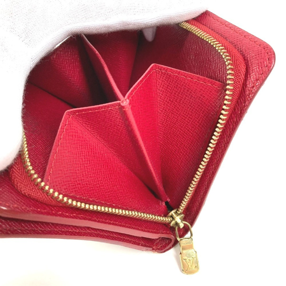 Louis Vuitton Brown Red Color Monogram Canvas Wallet (Bi-Fold) (Pre-Owned)