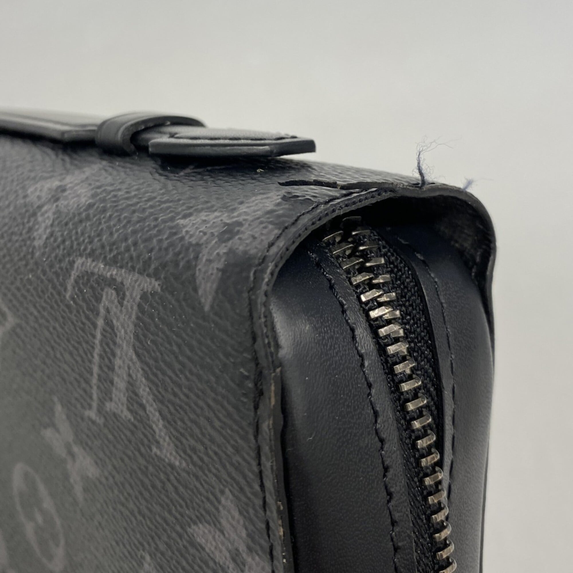Louis Vuitton Black Gray Long Wallet (Bi-Fold) (Pre-Owned)