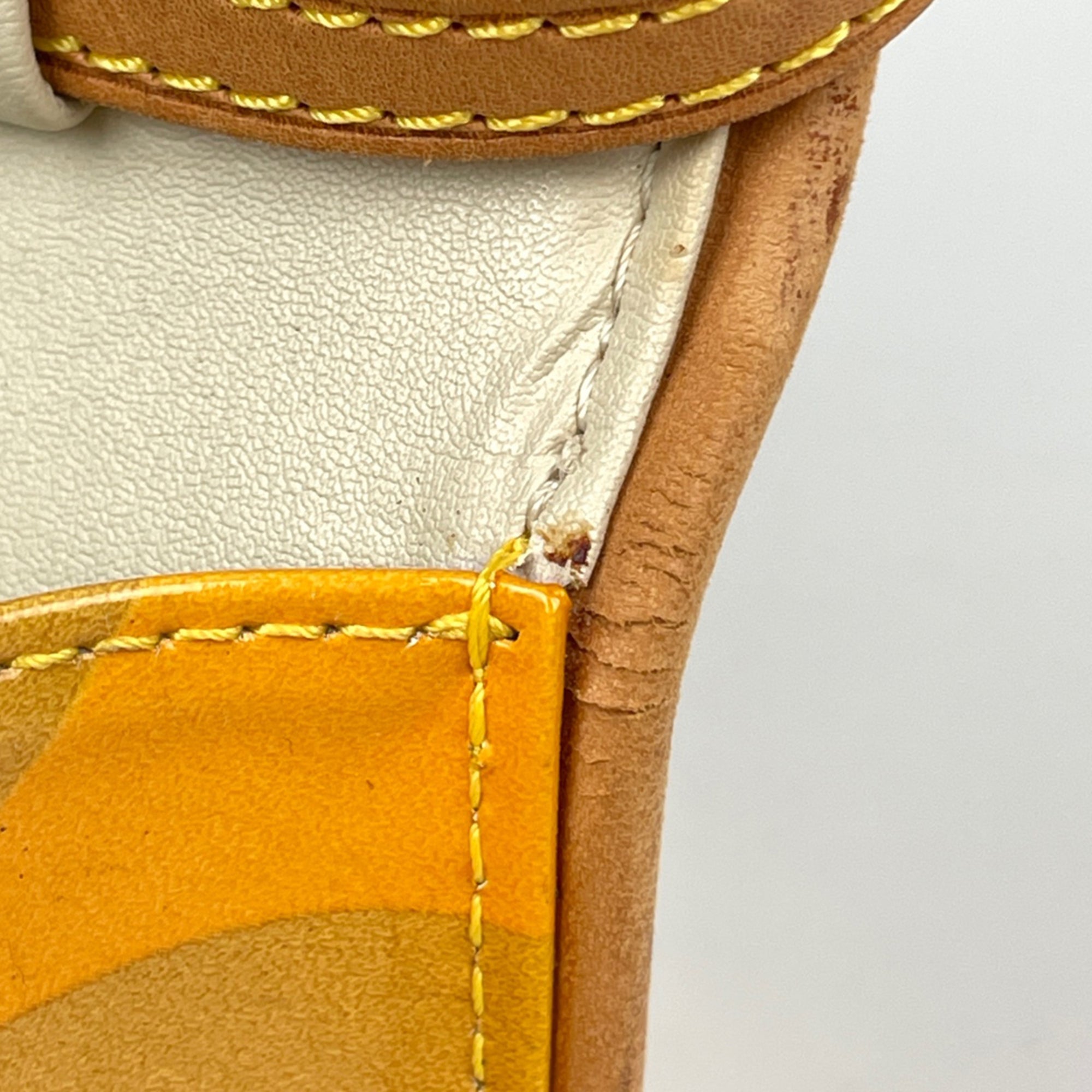 Louis Vuitton Yellow Monogram Vernis Pochette Shoulder Bag (Pre-Owned)